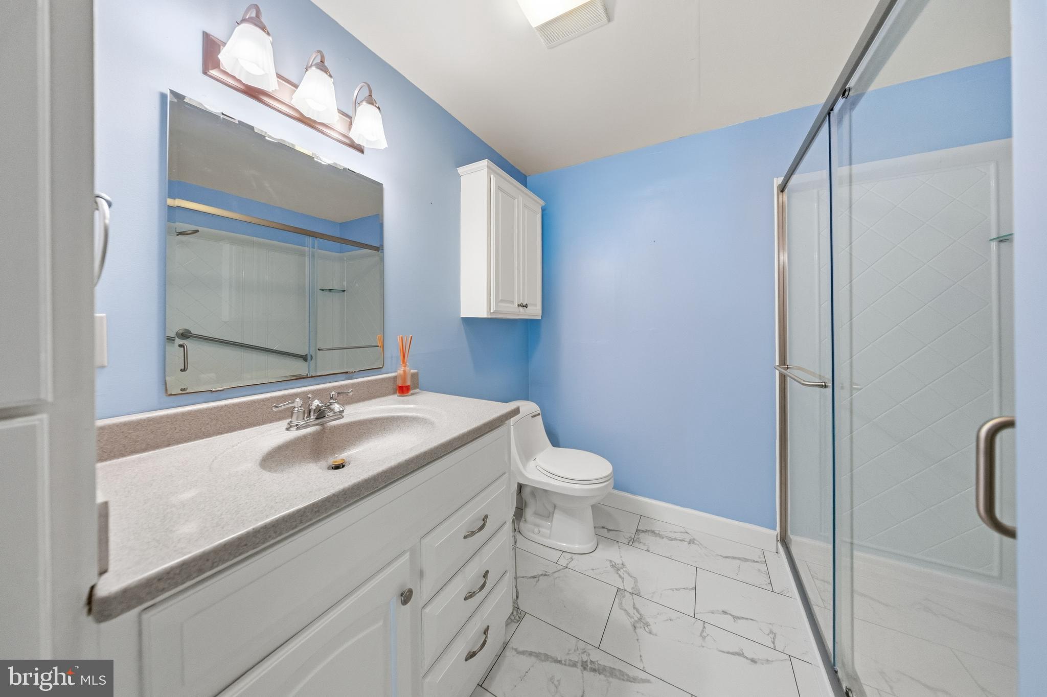 ROMANCOKE ON THE BAY - Residential