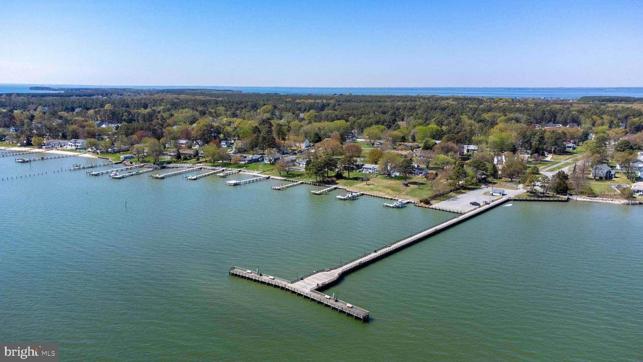 ROMANCOKE ON THE BAY - Residential