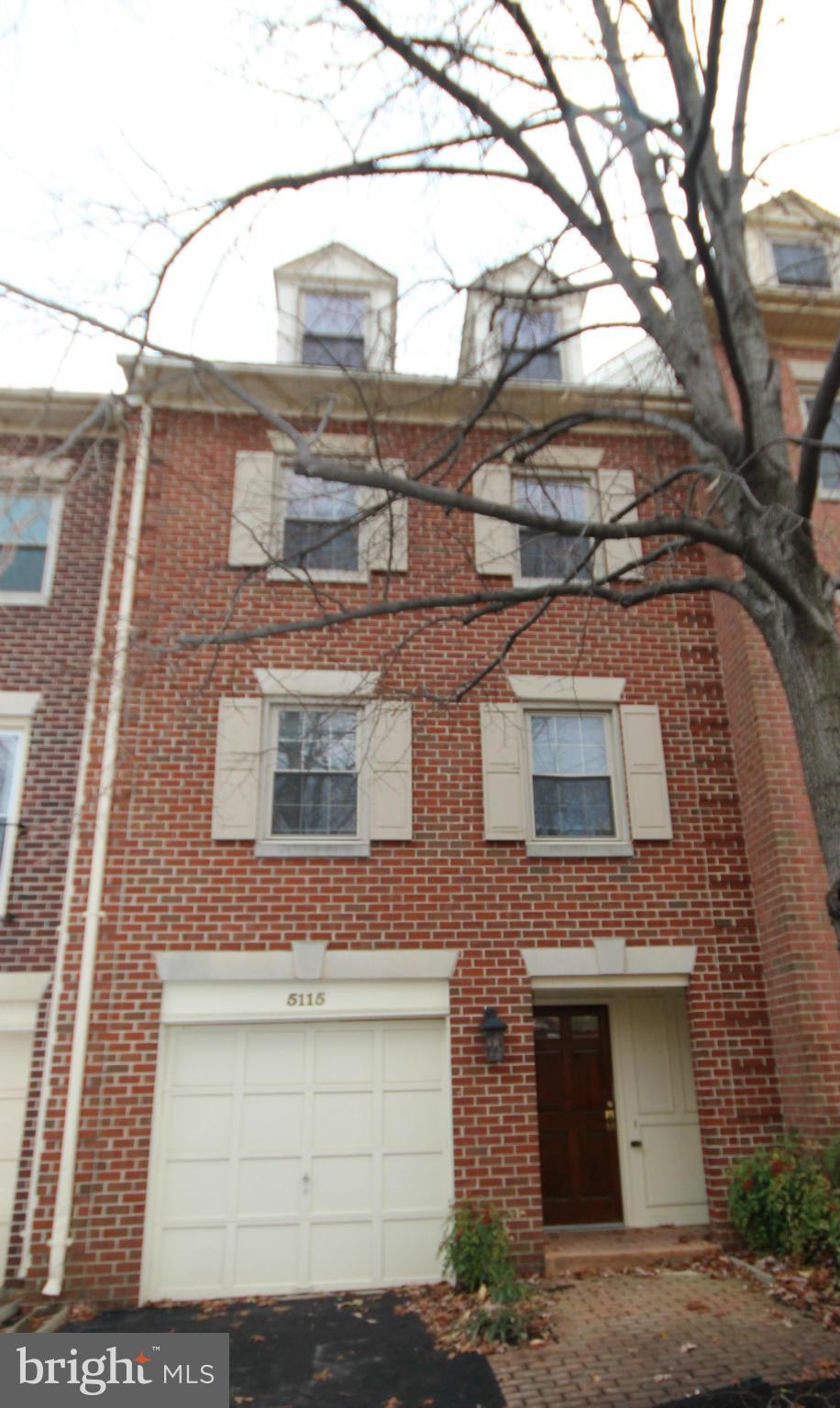 SKYLINE VILLAGE - Residential Lease