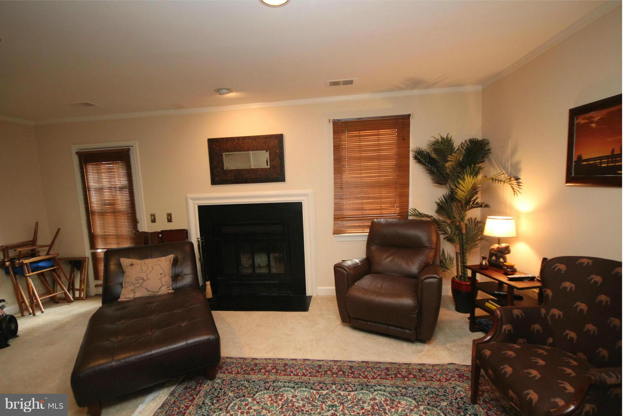 SKYLINE VILLAGE - Residential Lease