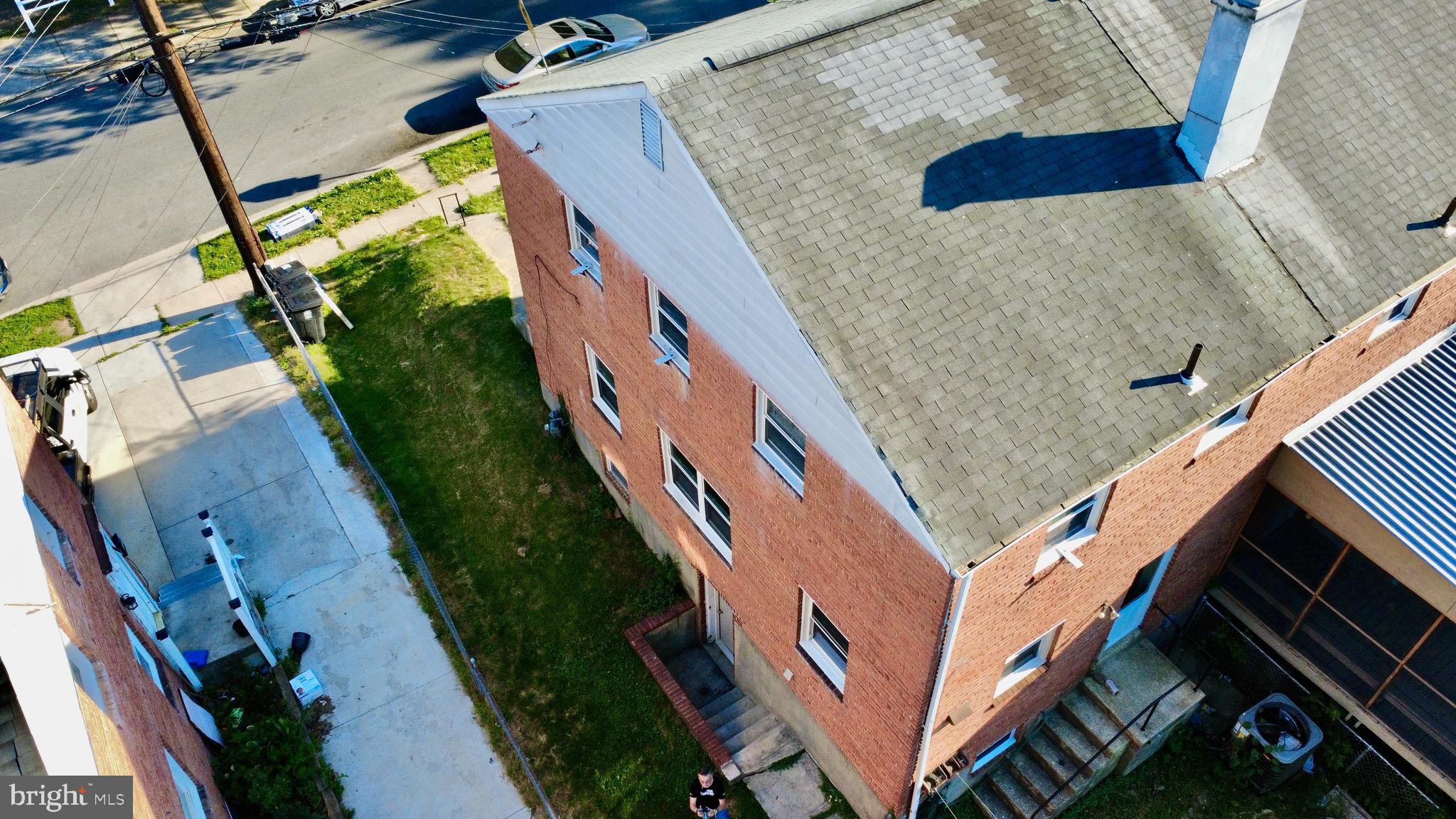 6212 CARTERS LANE