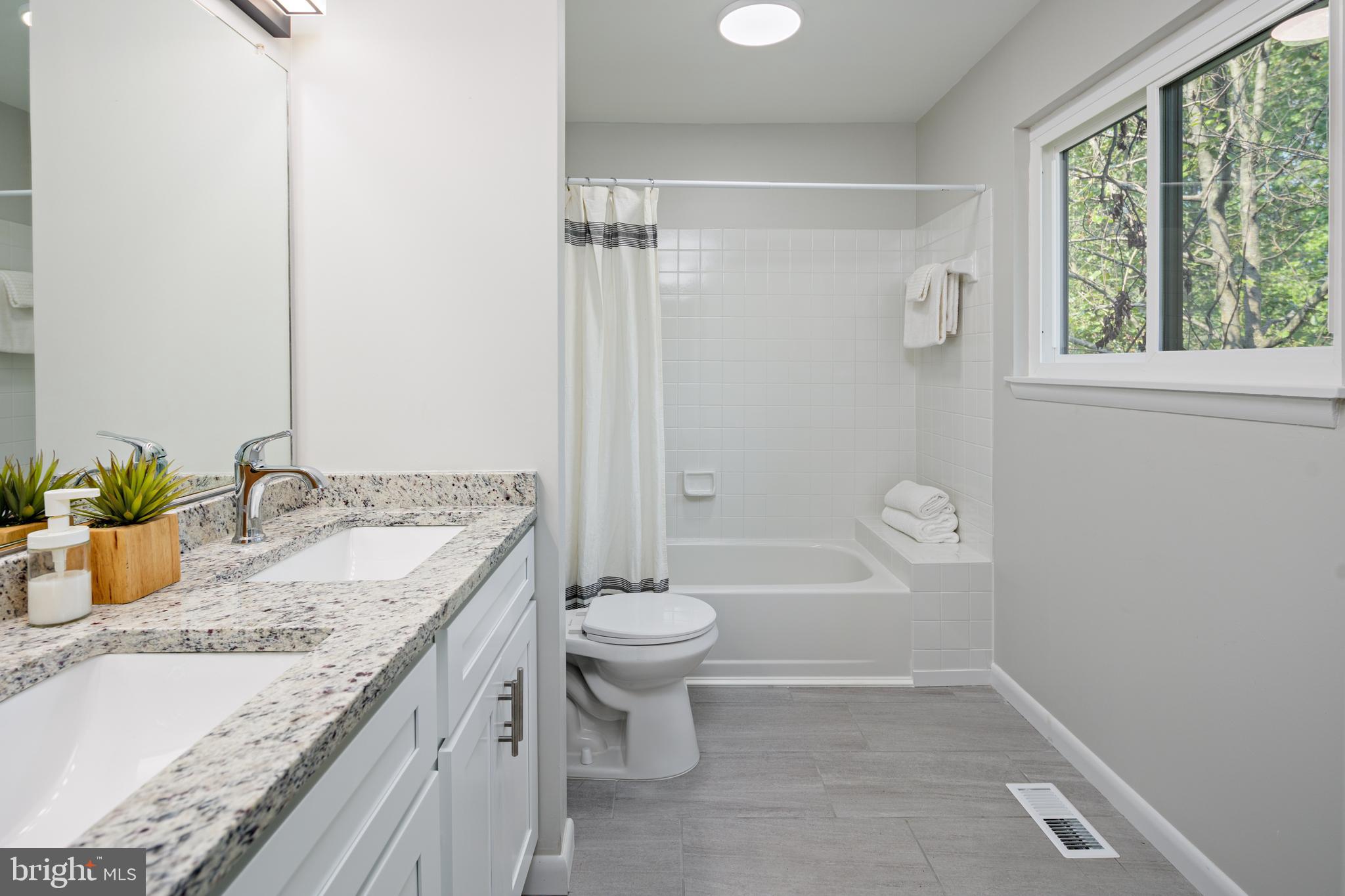 SEWELLS ORCHARD - Residential