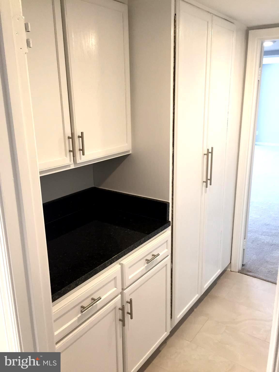 THE REPRESENTATIVE - Residential Lease