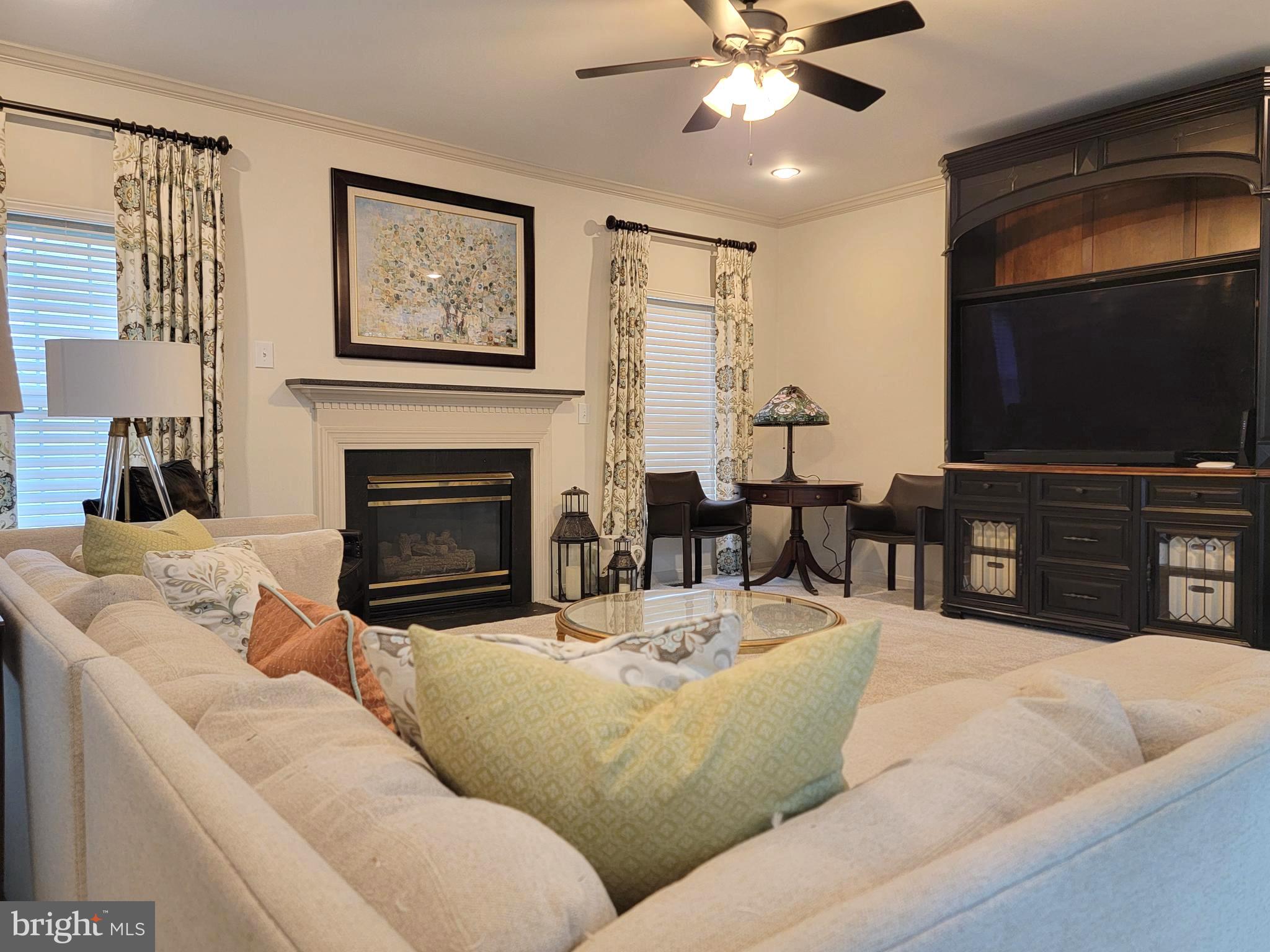 BROADLANDS - Residential