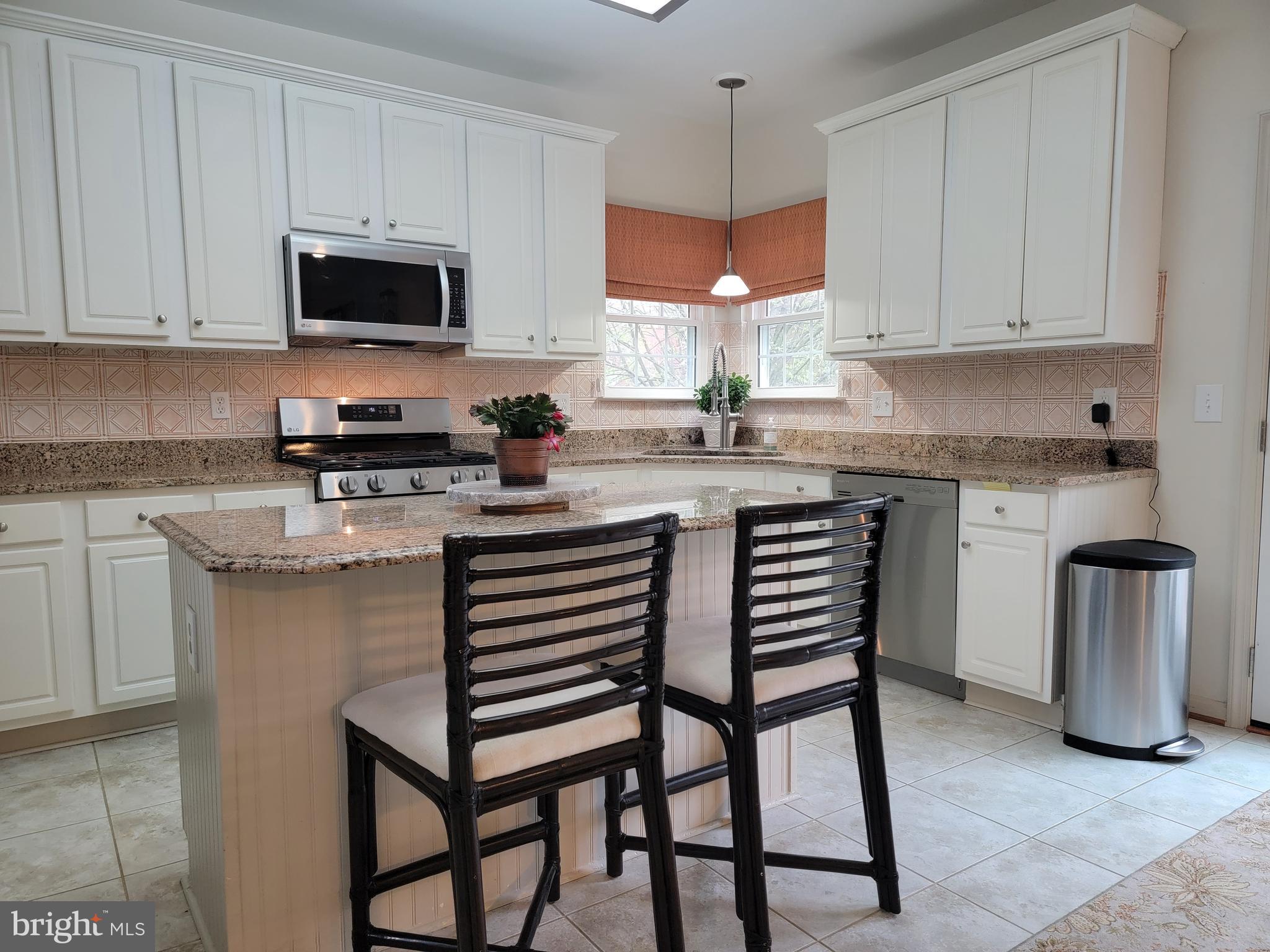 BROADLANDS - Residential