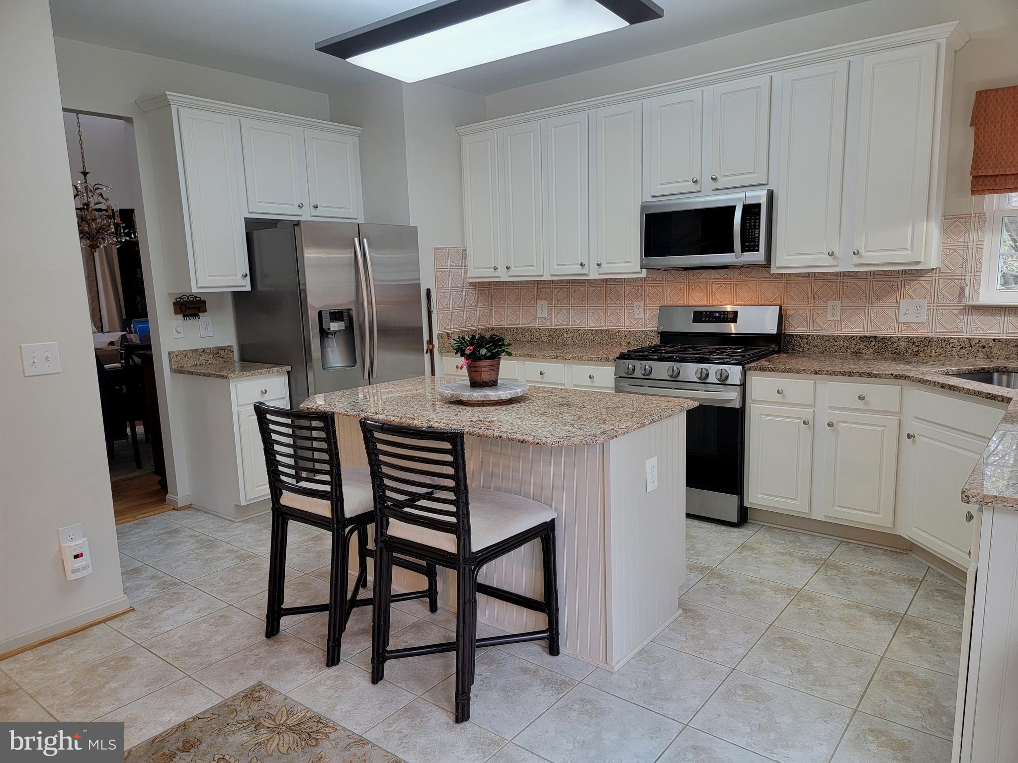 BROADLANDS - Residential