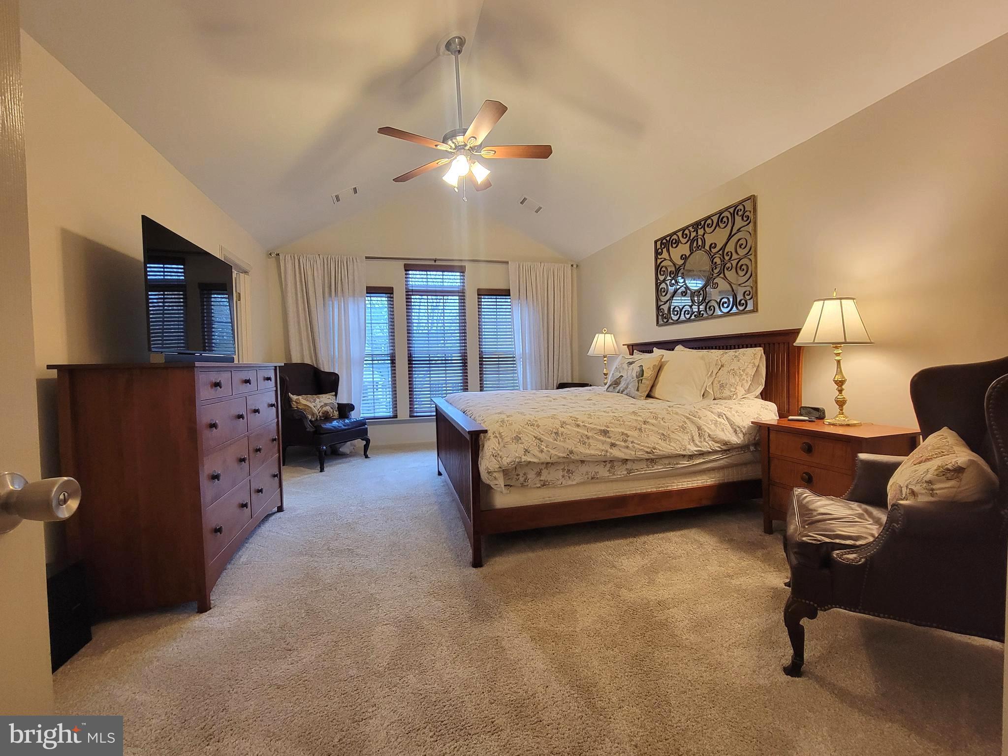 BROADLANDS - Residential