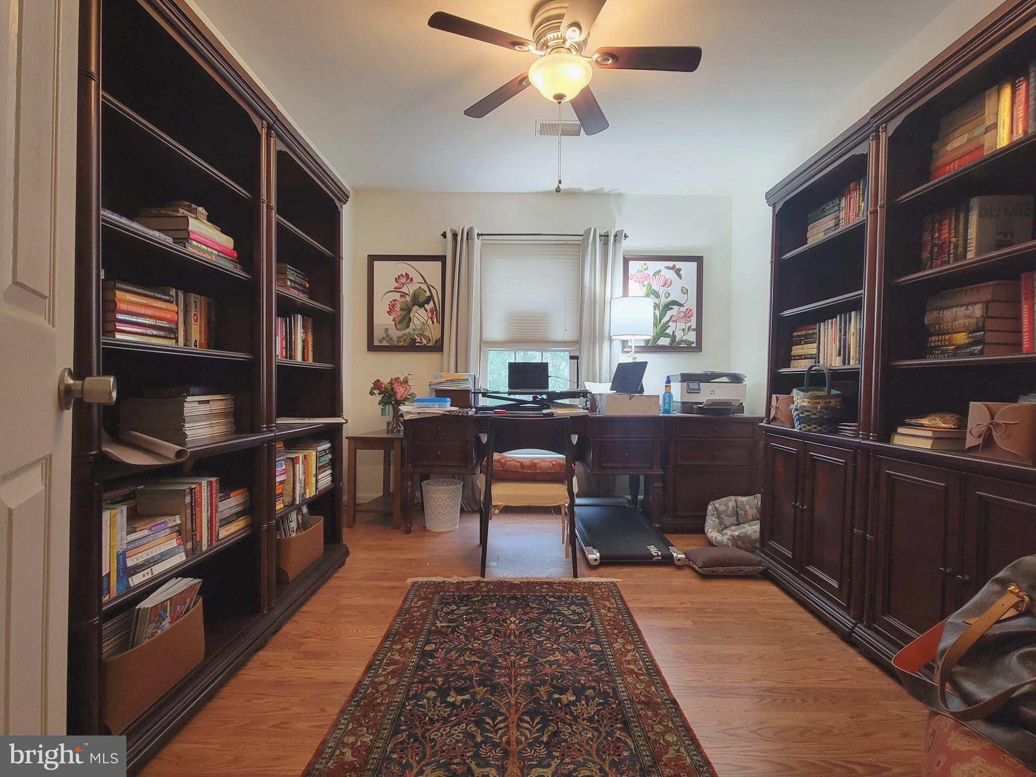 BROADLANDS - Residential