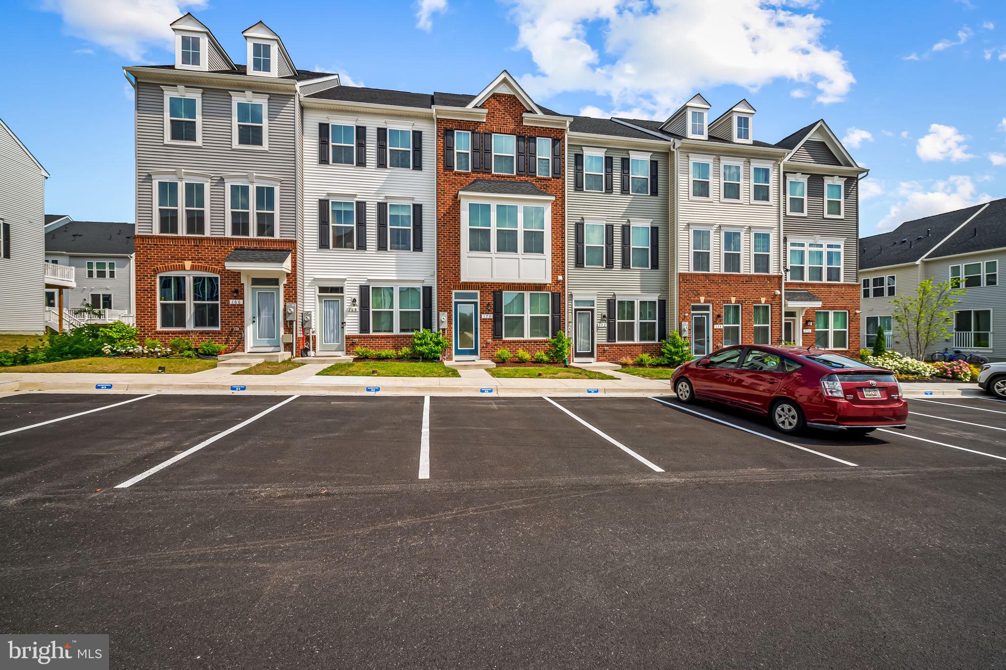 WOODGATE - Residential