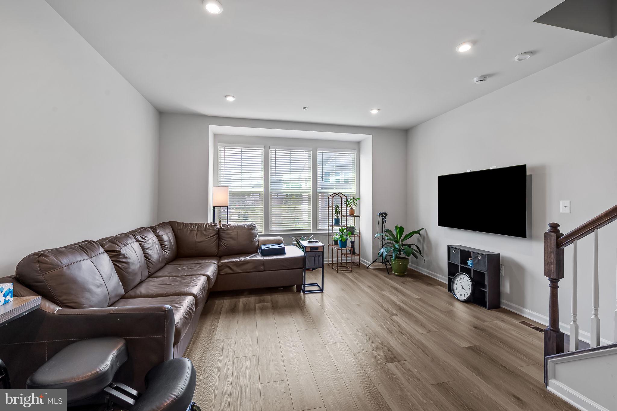 WOODGATE - Residential