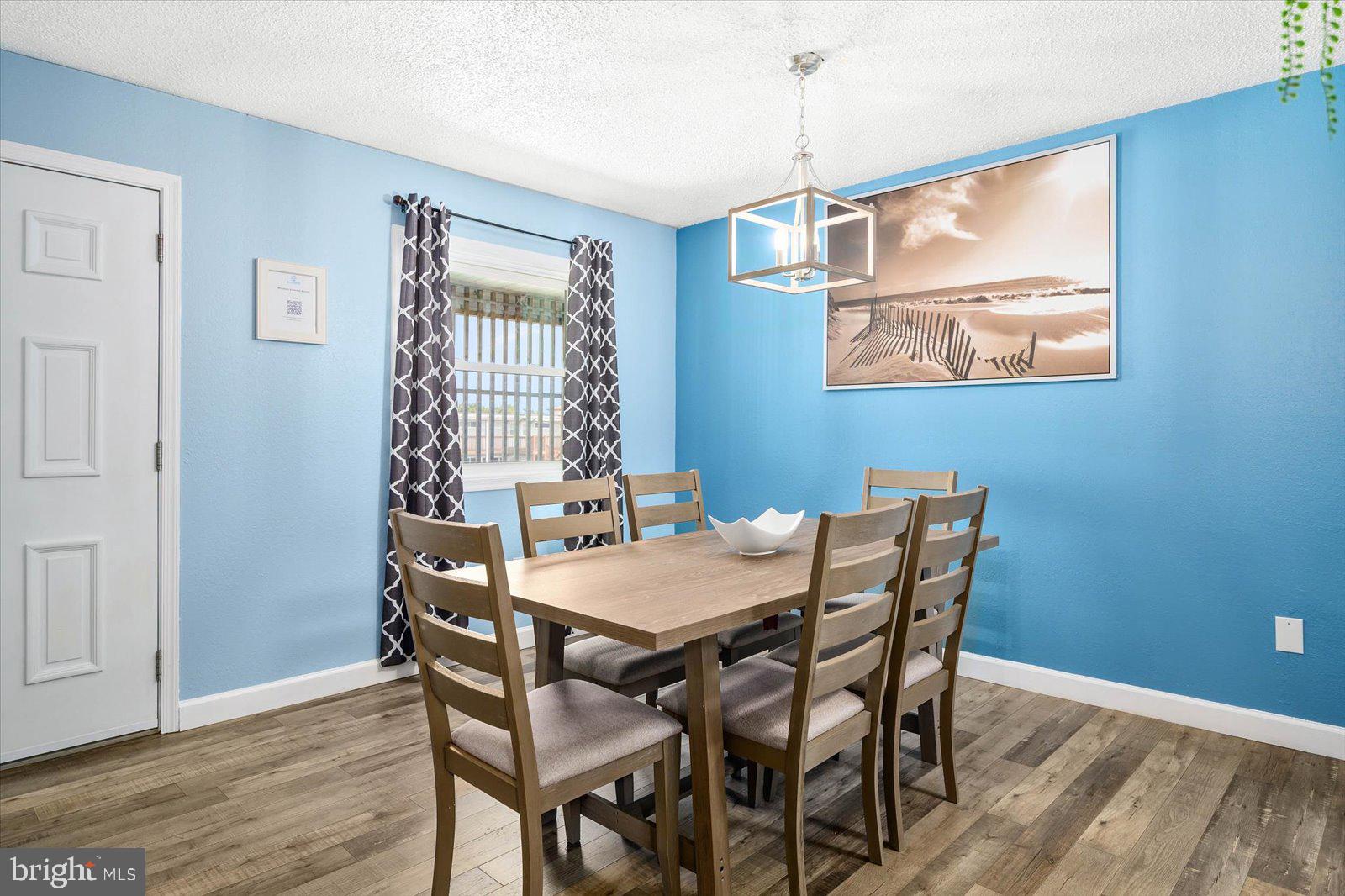 BAY SHORES - Residential