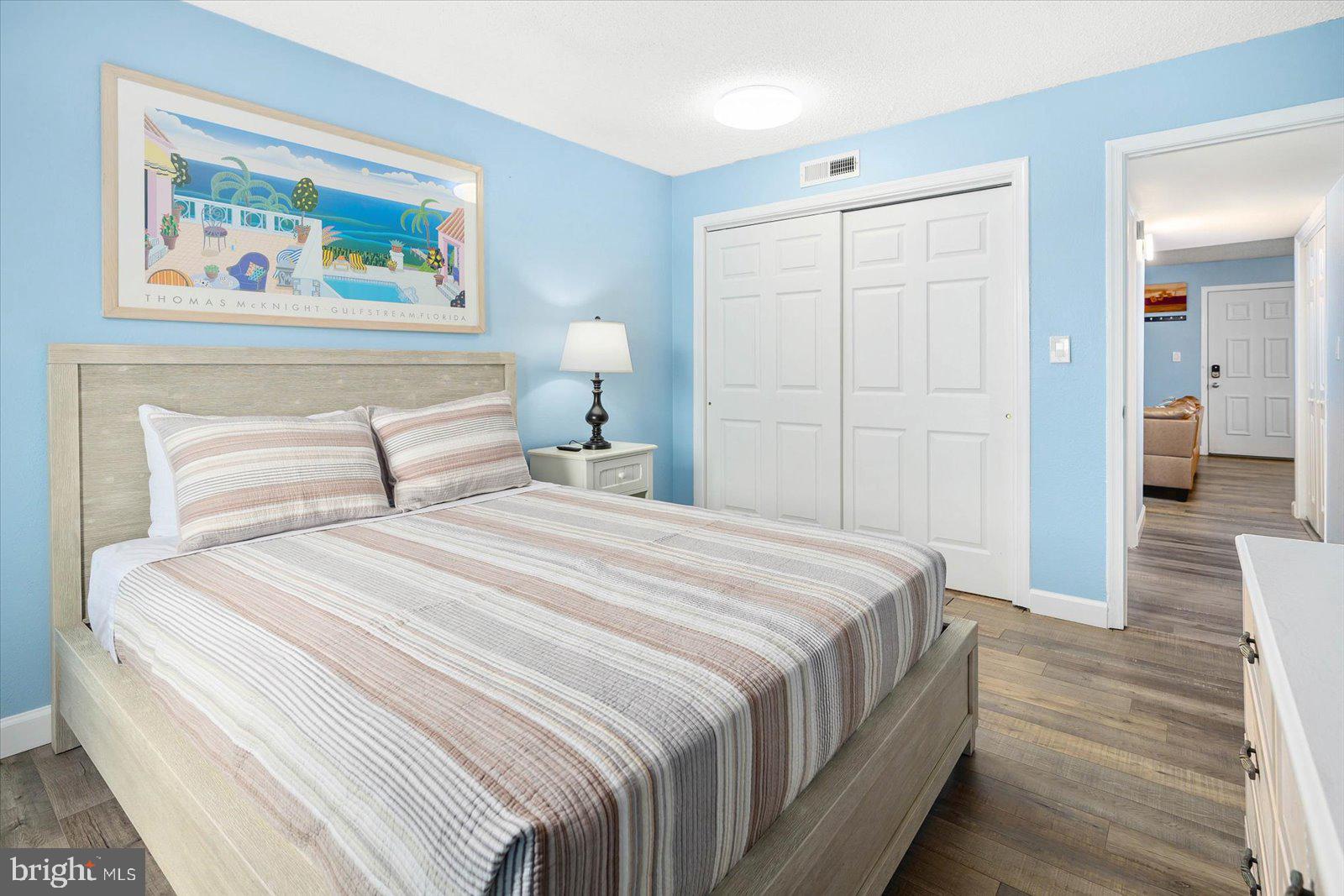 BAY SHORES - Residential