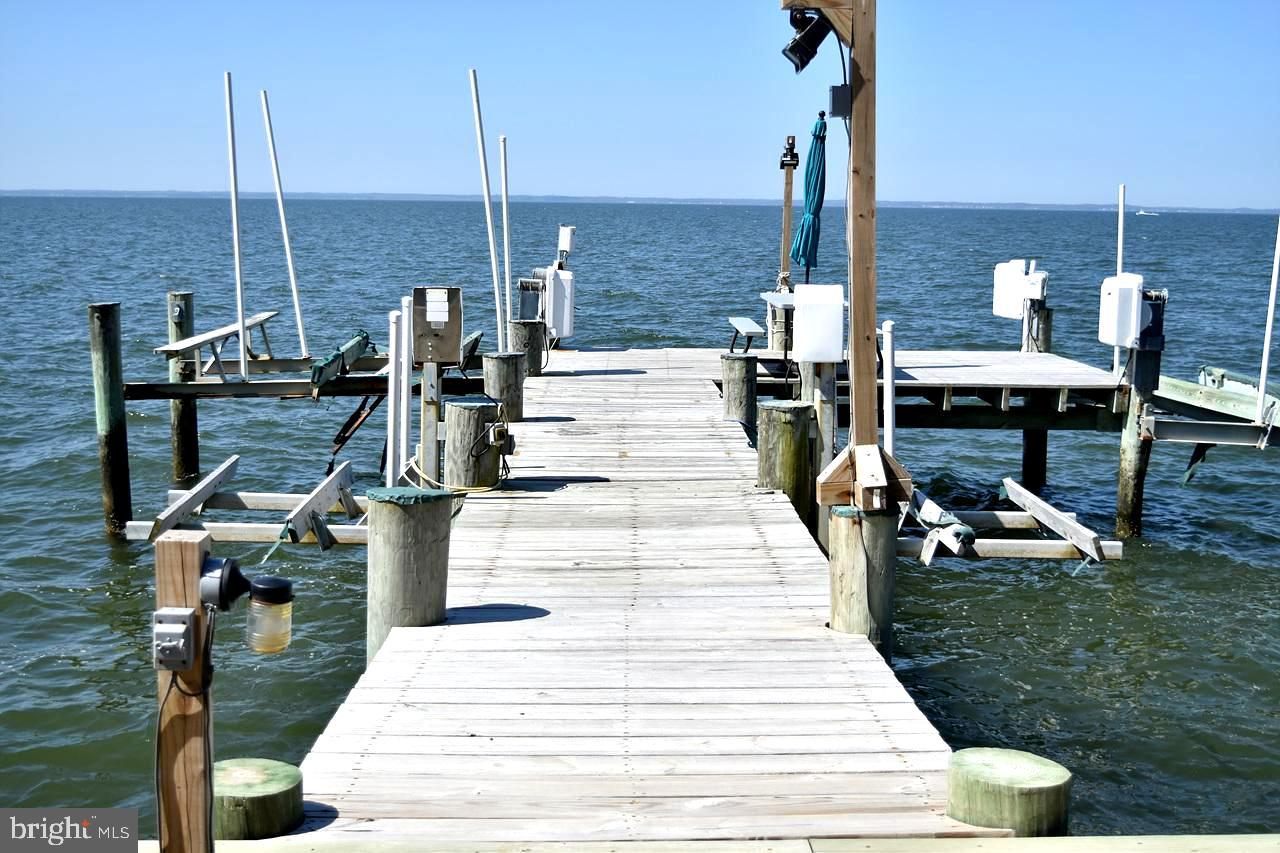 BLOODY POINT FARM - Residential