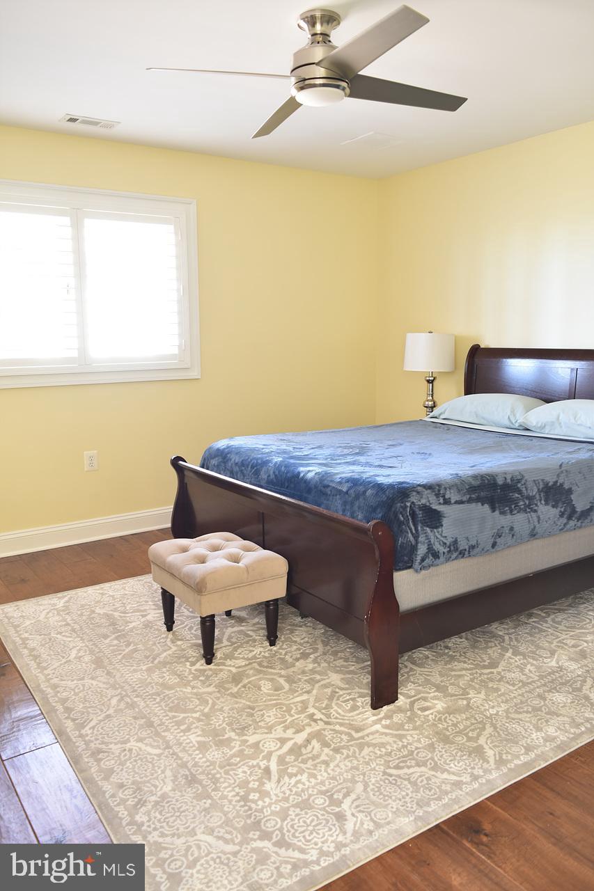 BLOODY POINT FARM - Residential