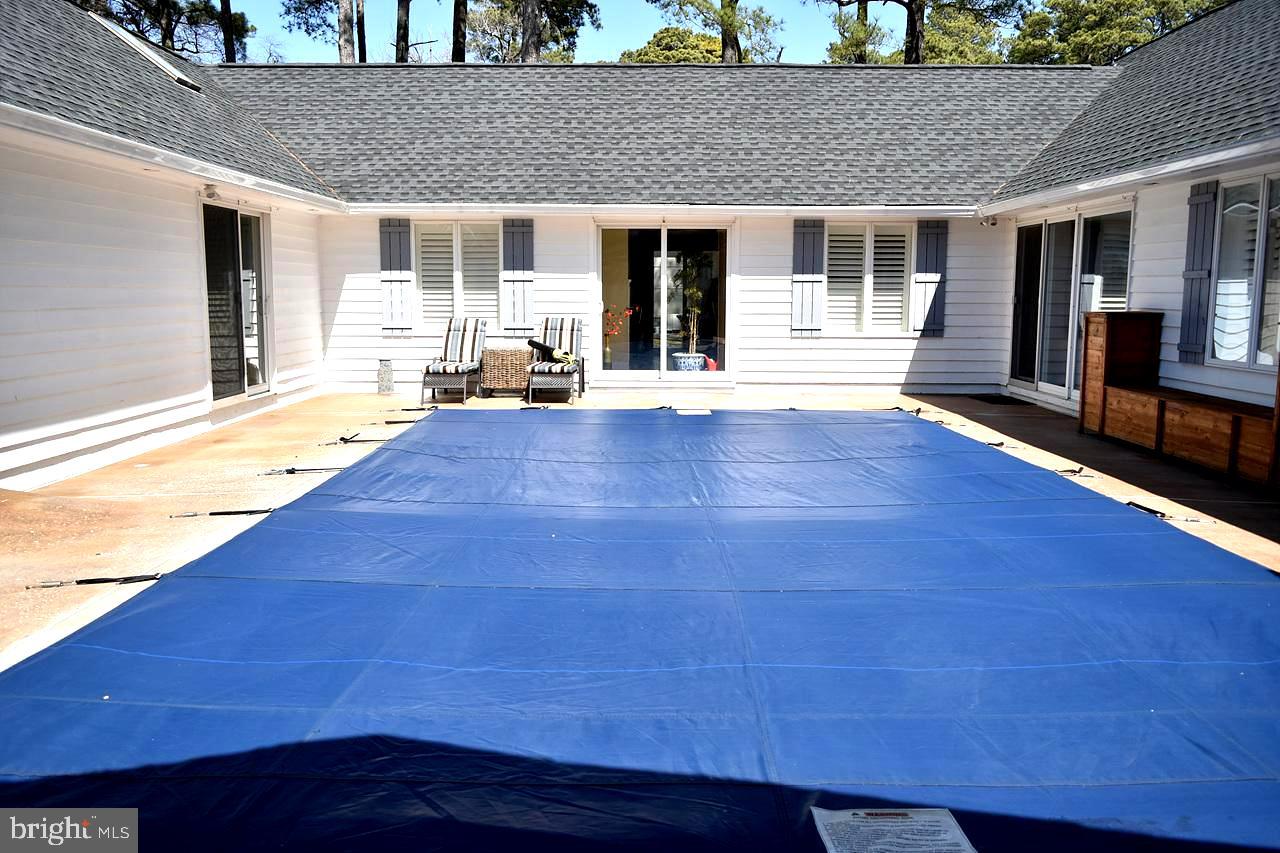 BLOODY POINT FARM - Residential