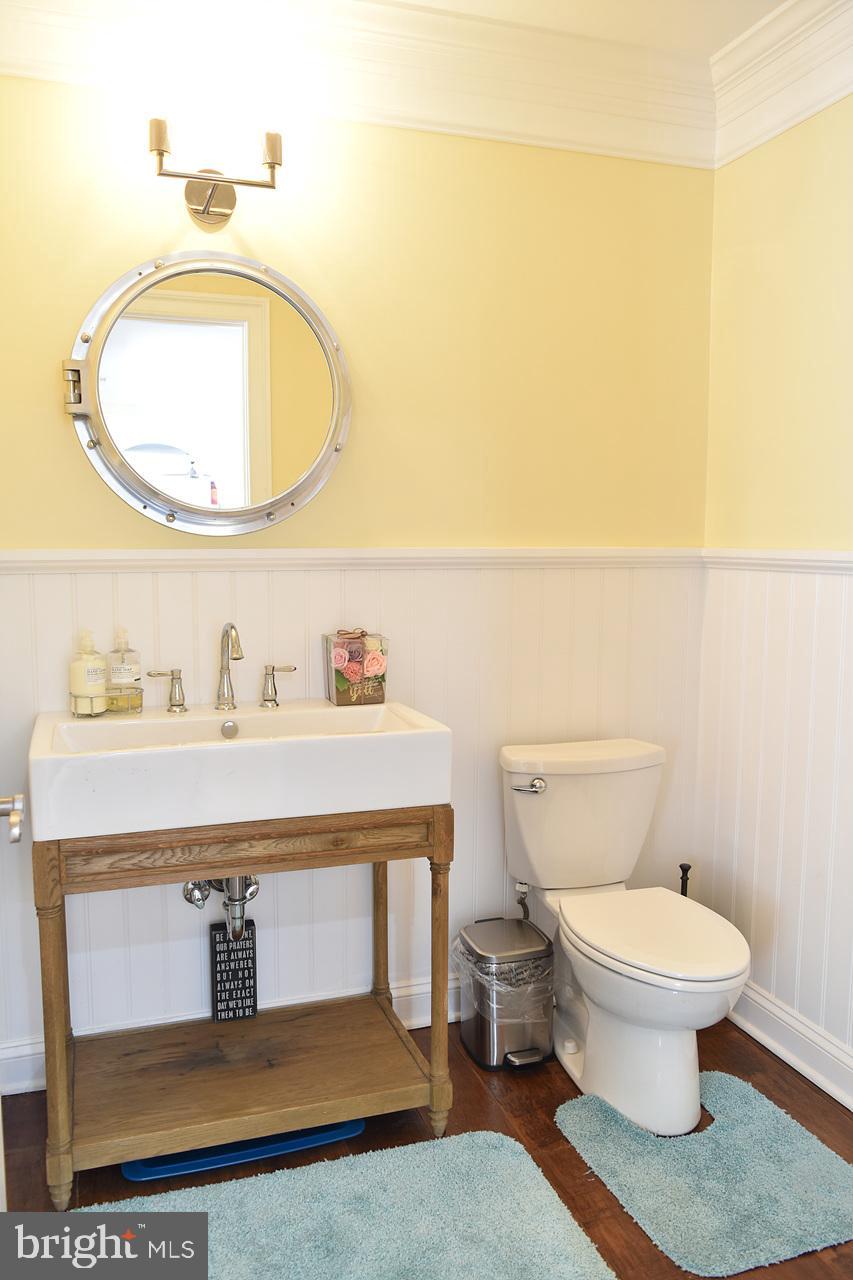 BLOODY POINT FARM - Residential