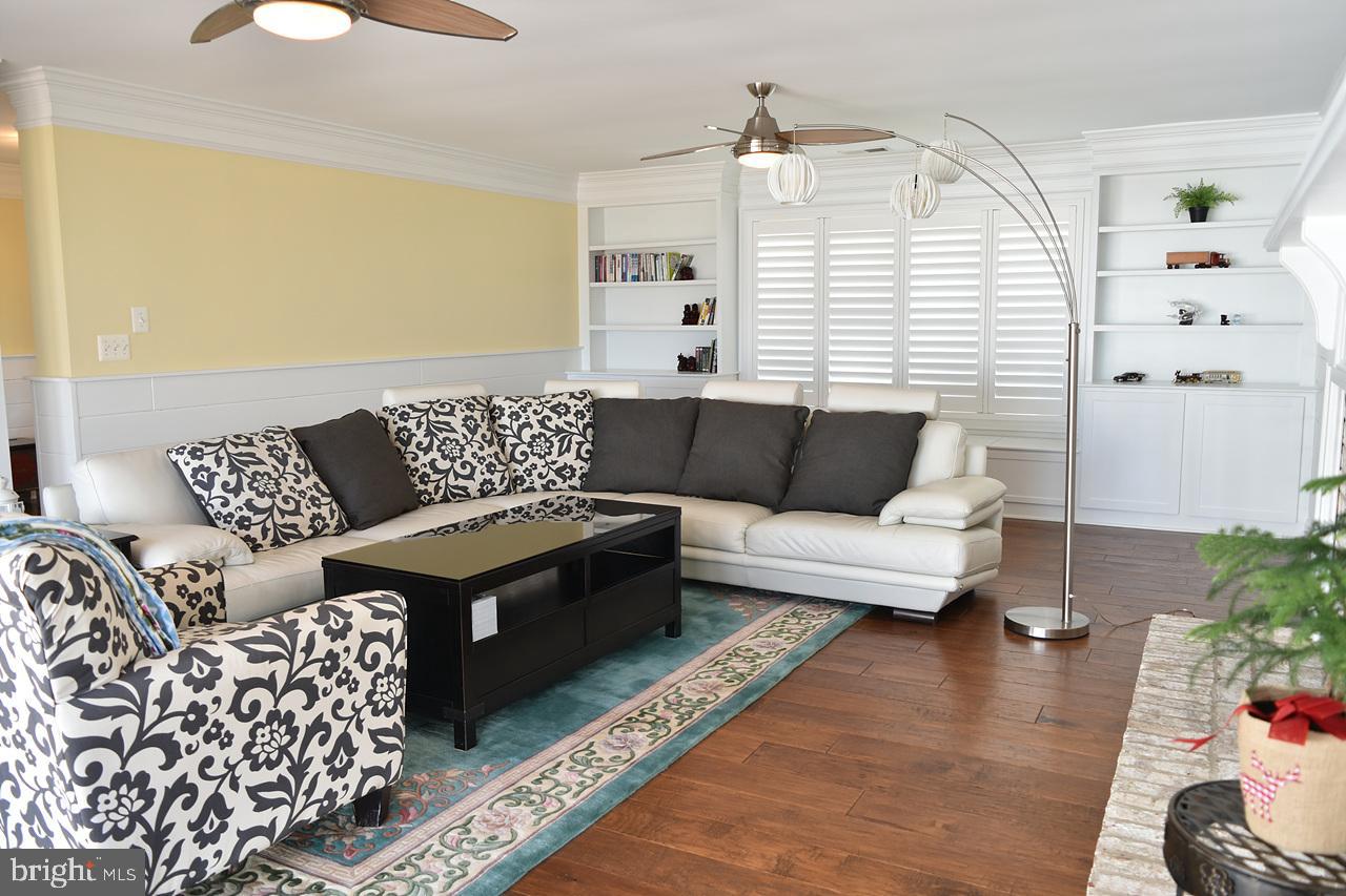 BLOODY POINT FARM - Residential