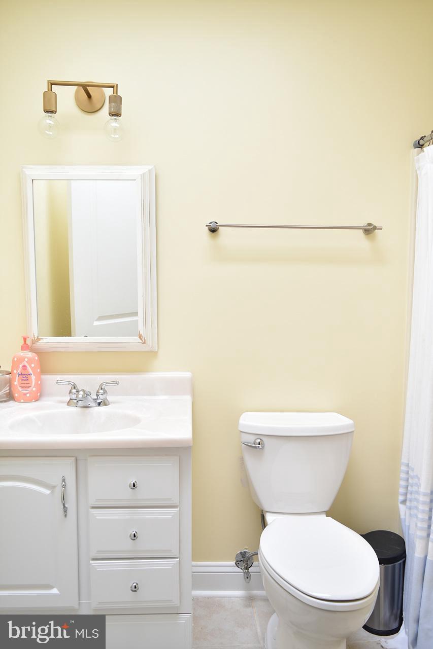 BLOODY POINT FARM - Residential