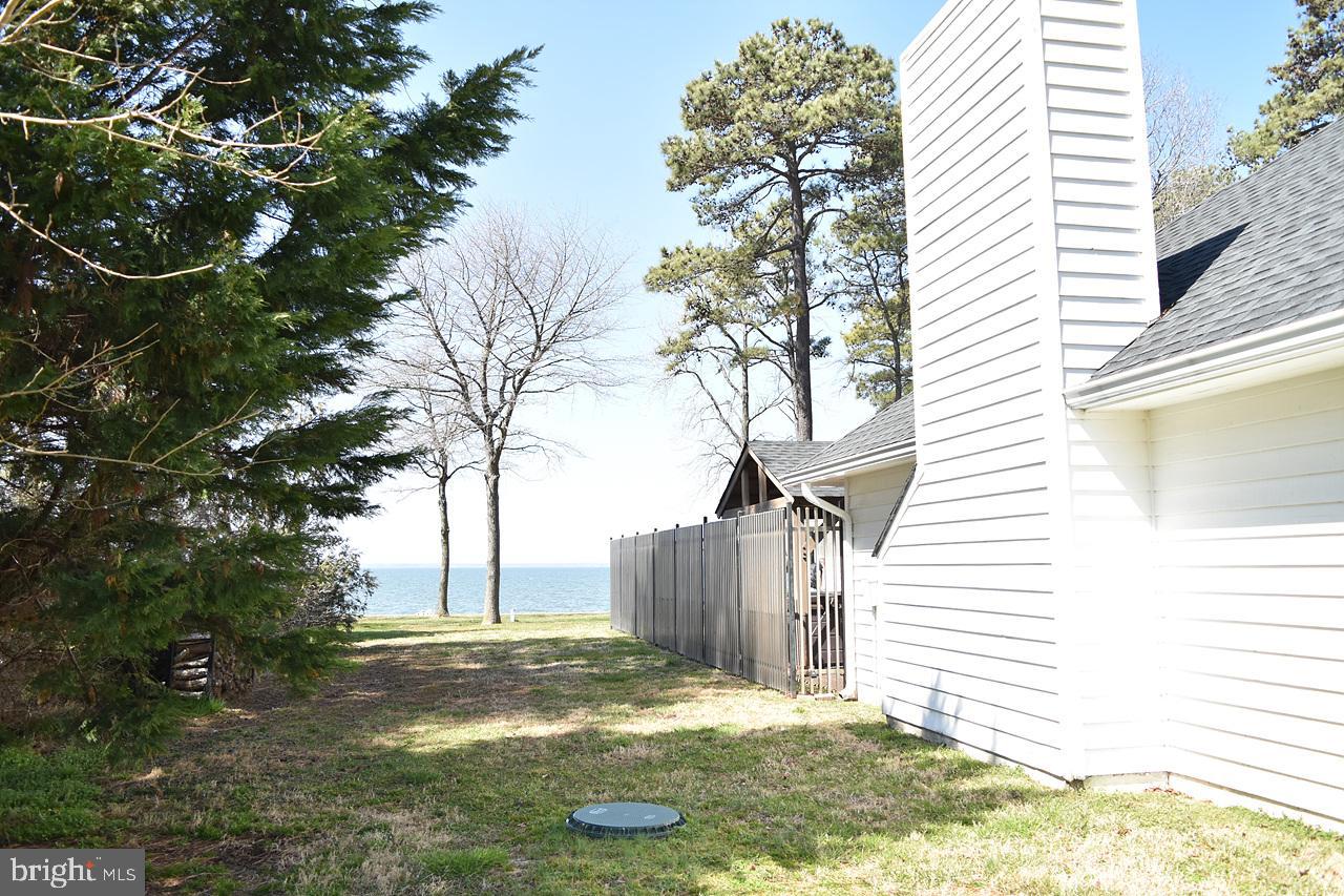 BLOODY POINT FARM - Residential