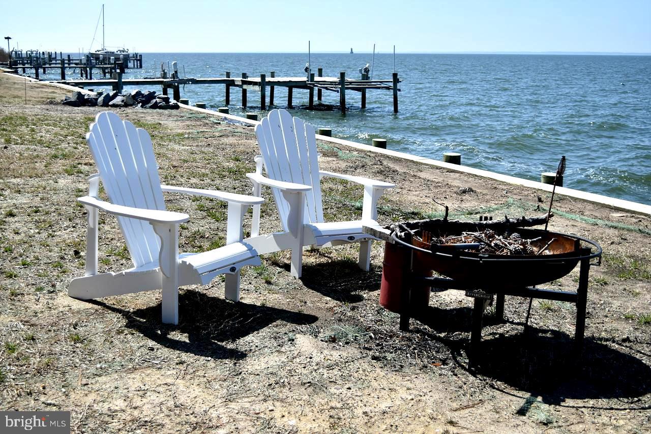 BLOODY POINT FARM - Residential