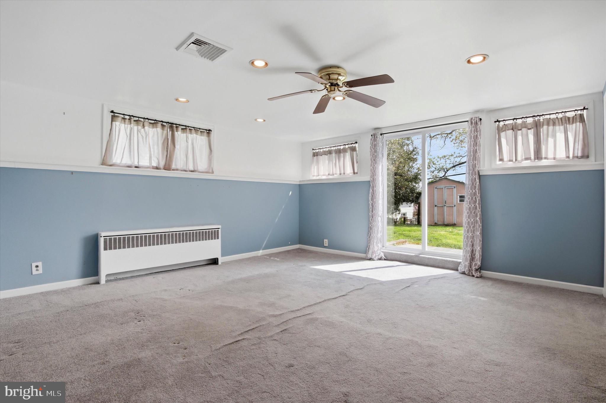 MERCER HILL VIL - Residential