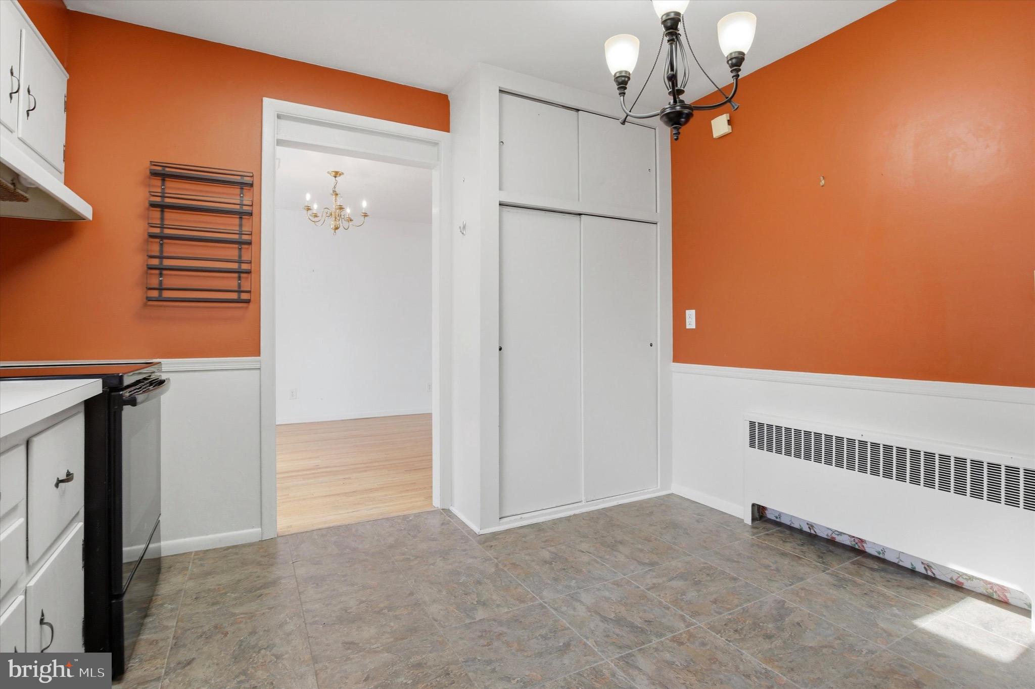 MERCER HILL VIL - Residential