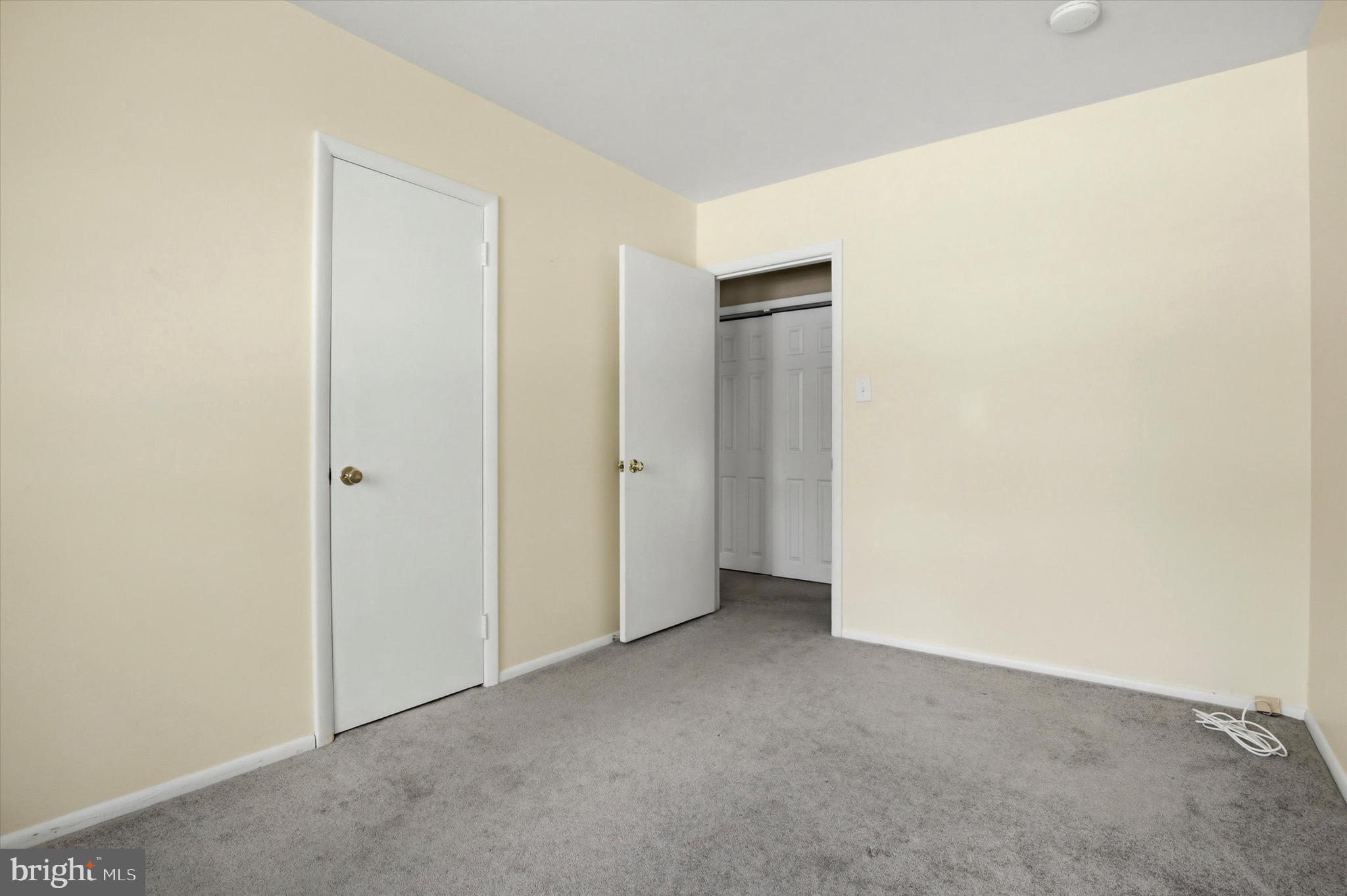 MERCER HILL VIL - Residential