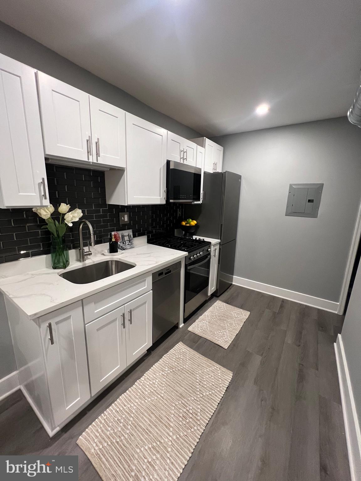 CAPITOL HILL - Residential Lease