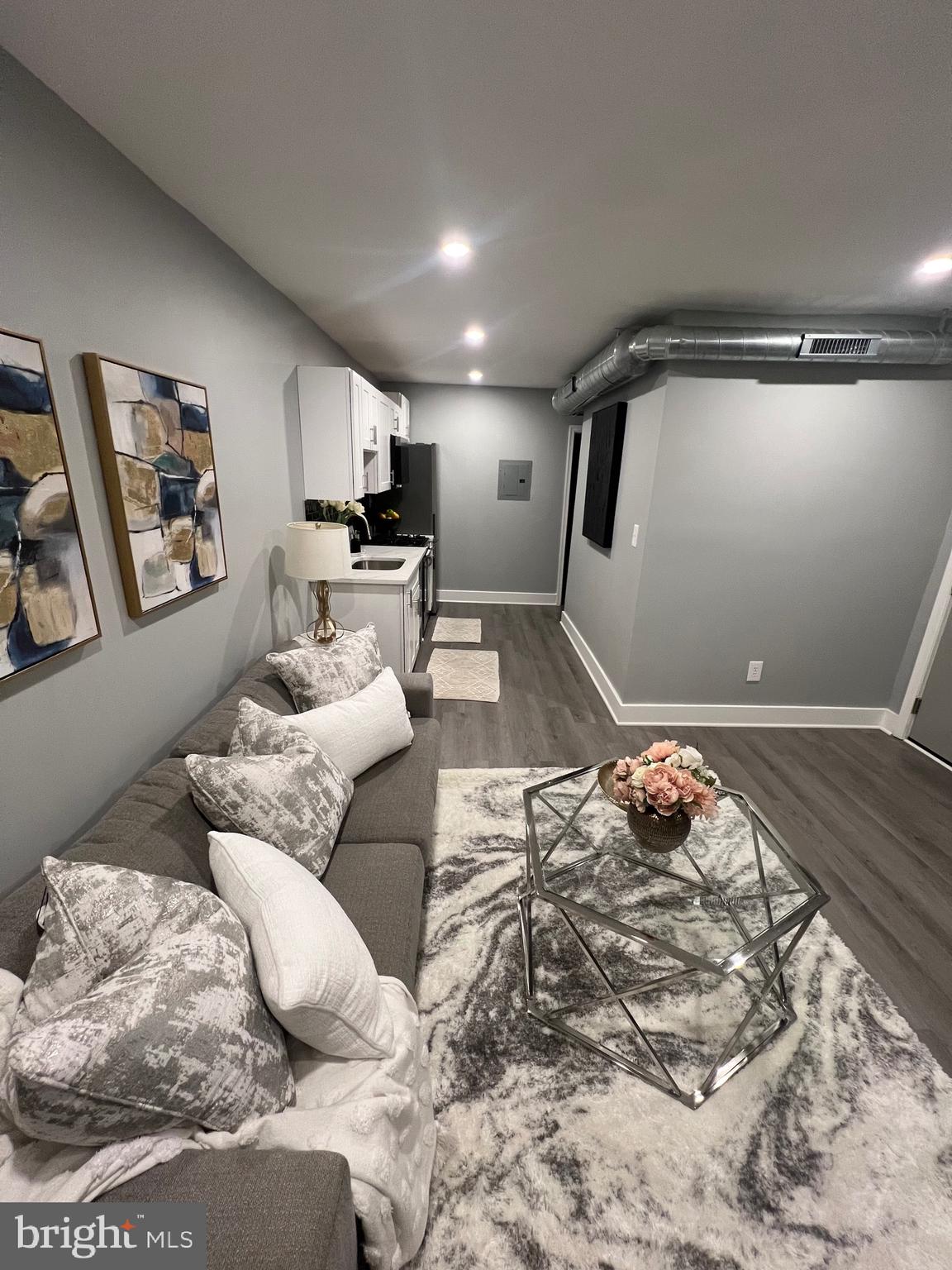 CAPITOL HILL - Residential Lease