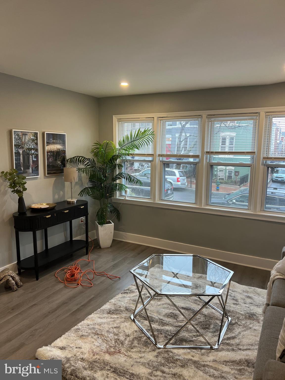 CAPITOL HILL - Residential Lease