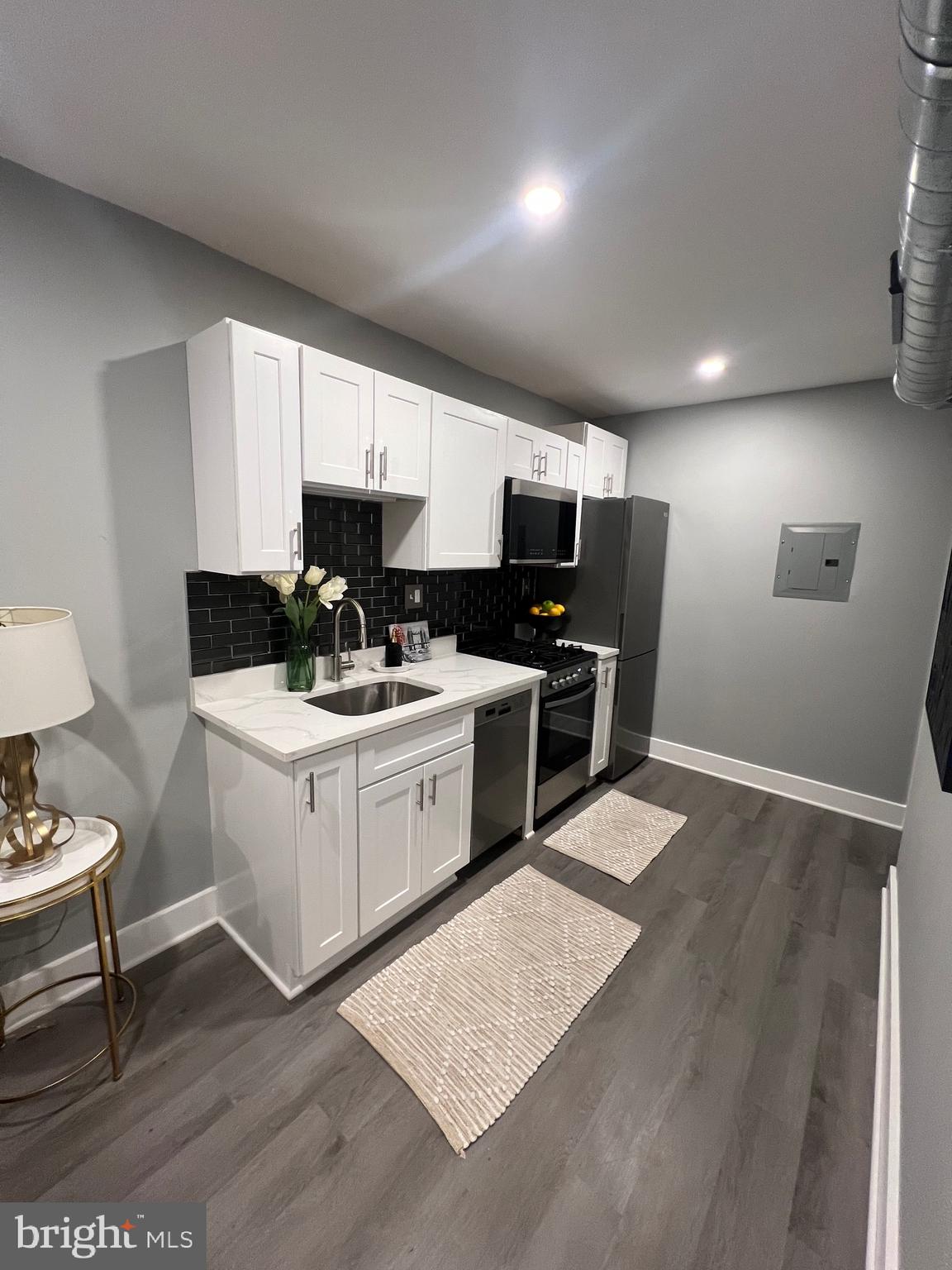 CAPITOL HILL - Residential Lease