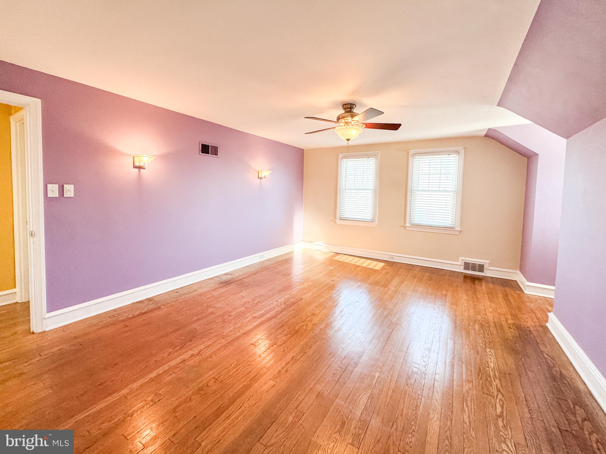 GREEN HILLS - Residential