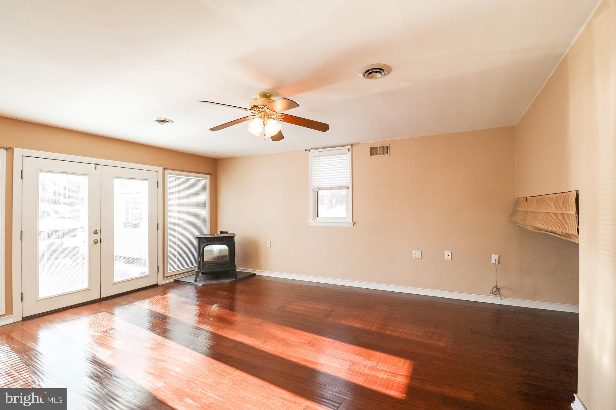 GREEN HILLS - Residential