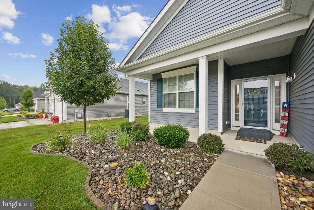 Photo of 228 Kippen Drive, WILLIAMSTOWN, NJ 08094 (MLS # NJGL2076010)