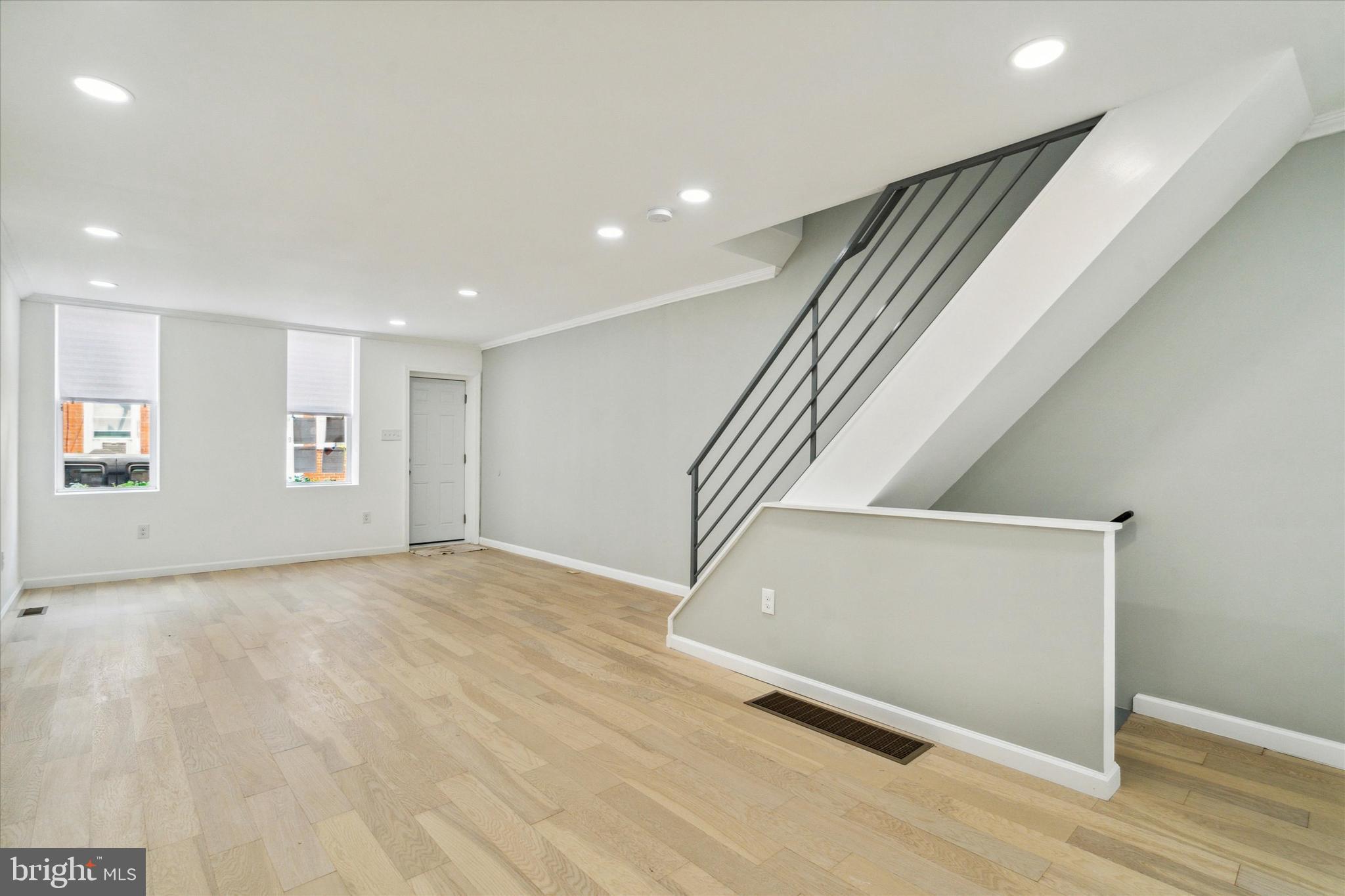 WHITMAN - Residential