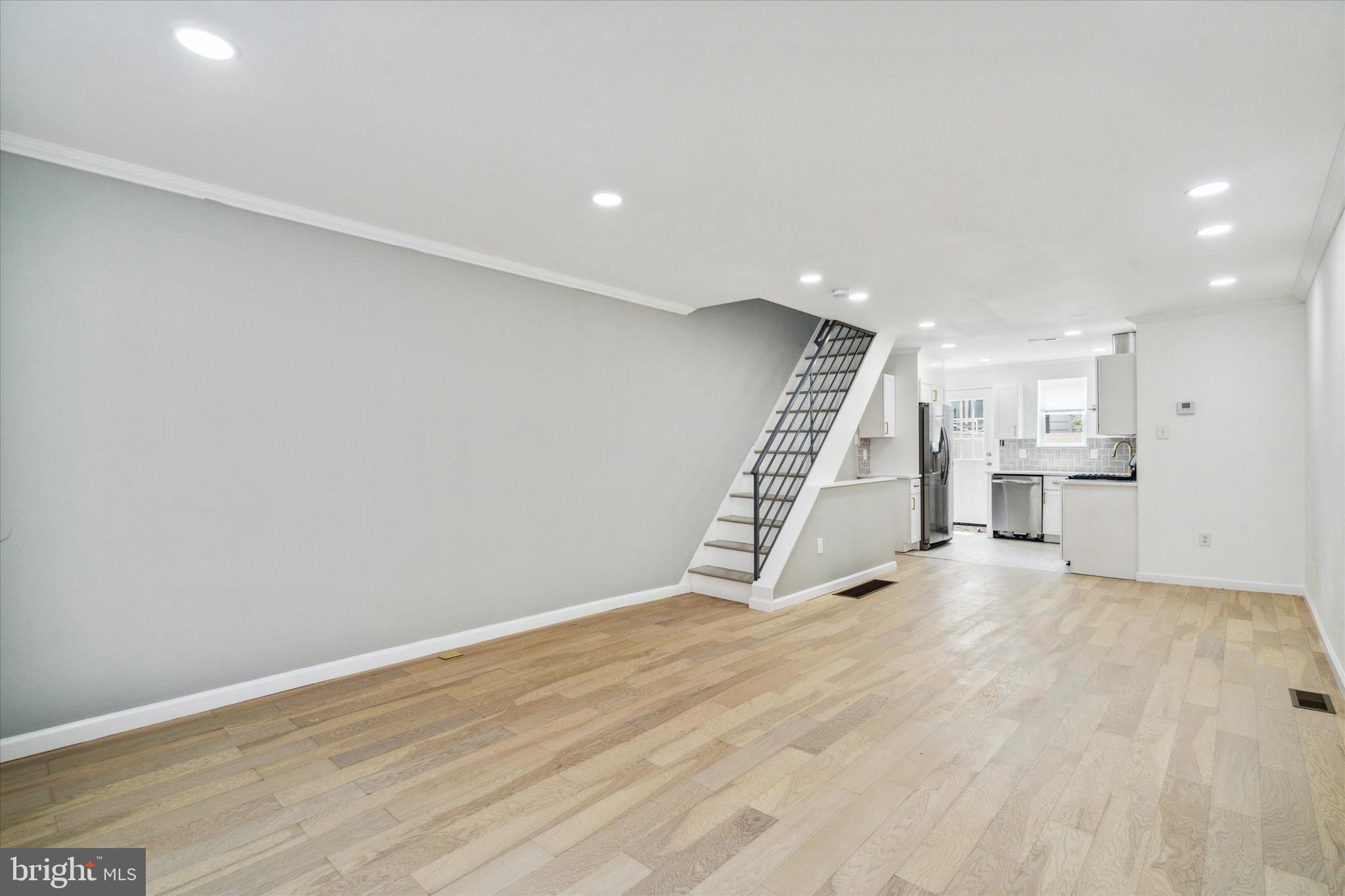 WHITMAN - Residential