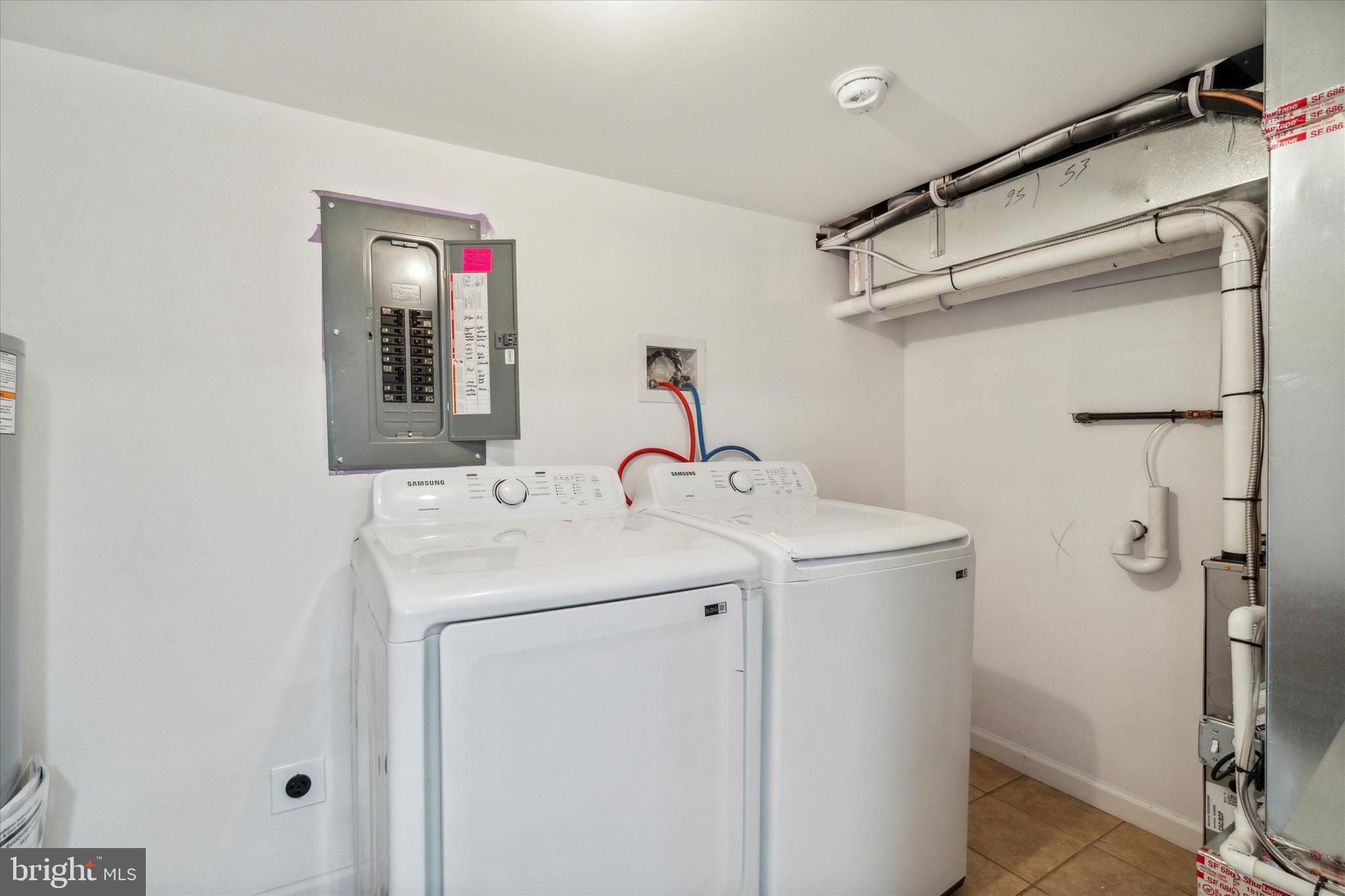 WHITMAN - Residential