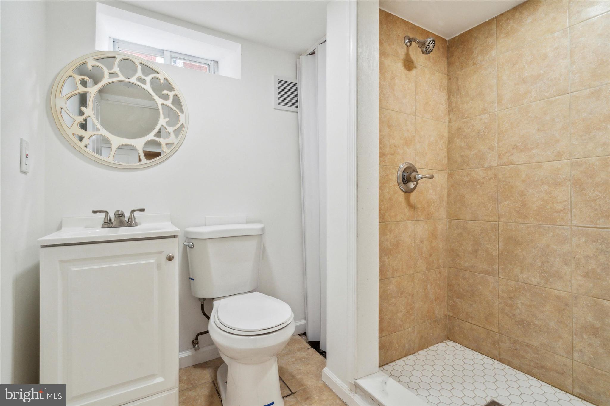 WHITMAN - Residential