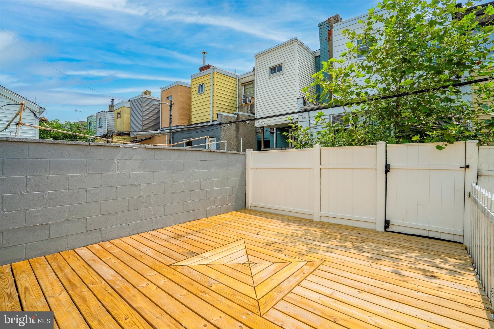 WHITMAN - Residential