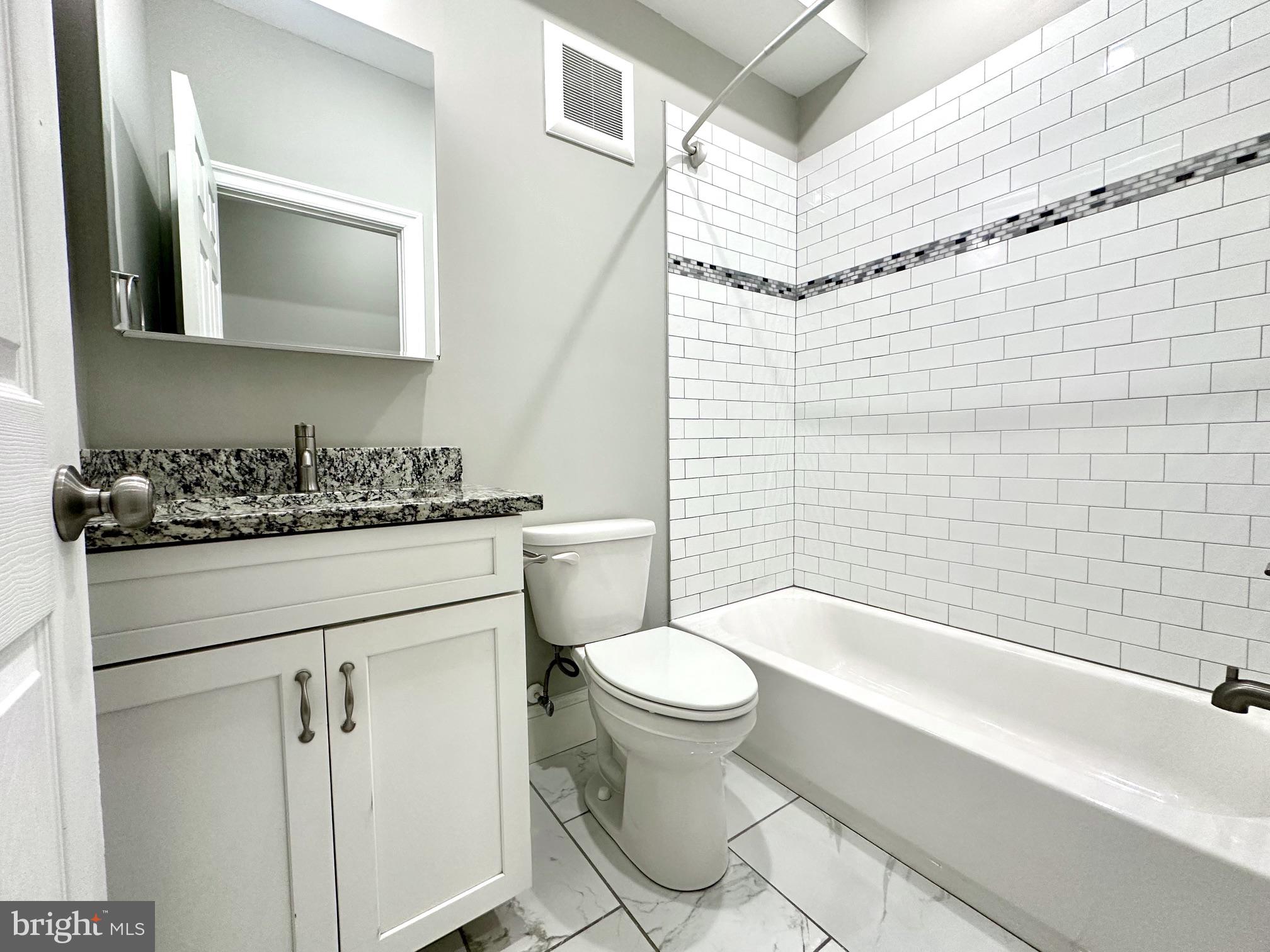1214 EUTAW PLACE 04