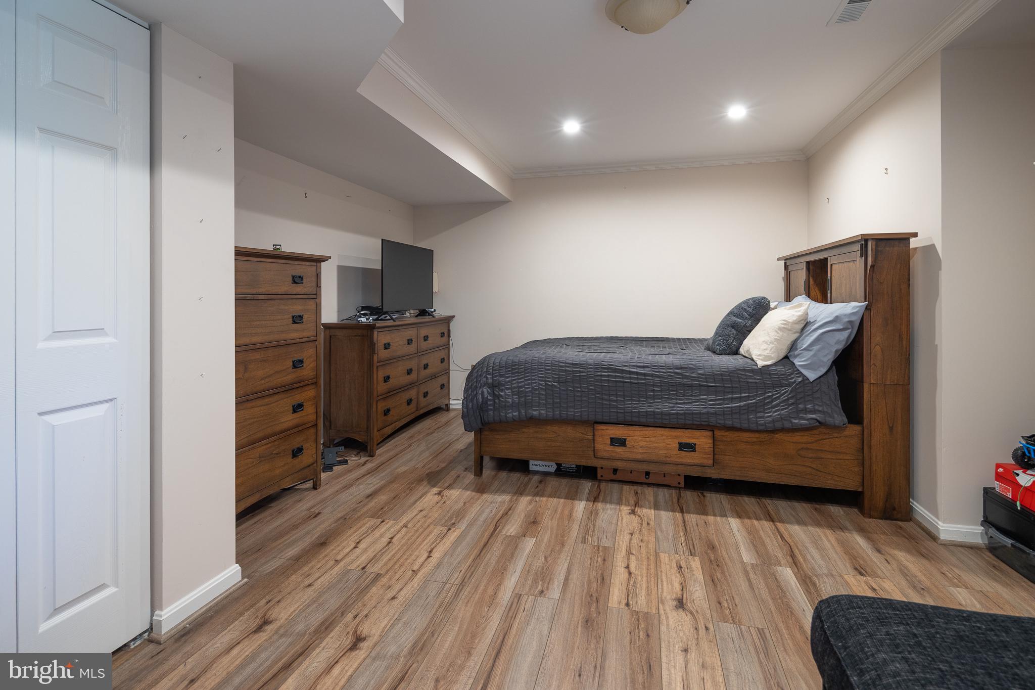 KINGSBROOKE - Residential