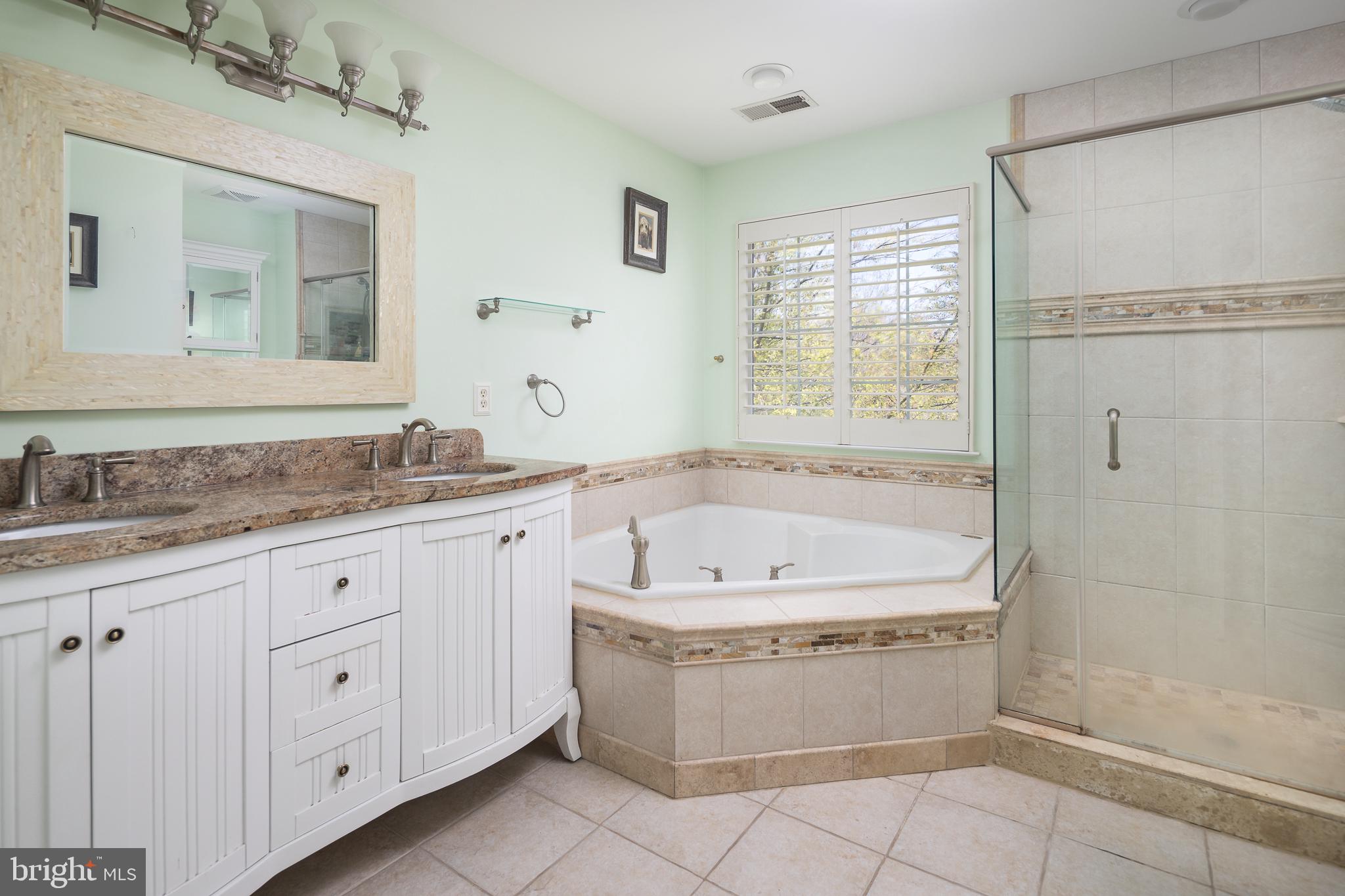 KINGSBROOKE - Residential