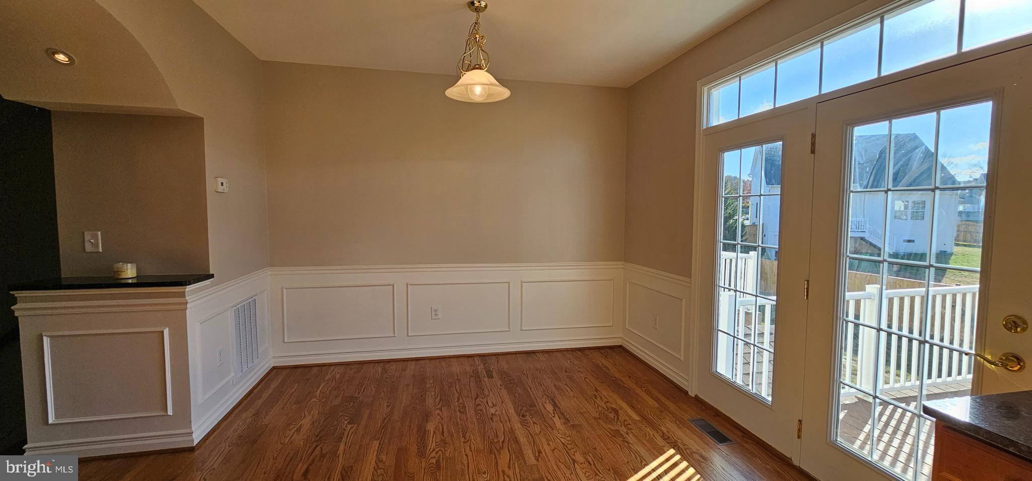 SIGNATURE TOWNS OF WILLOWBY - Residential Lease