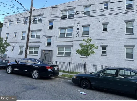 MLS: DCDC2260768