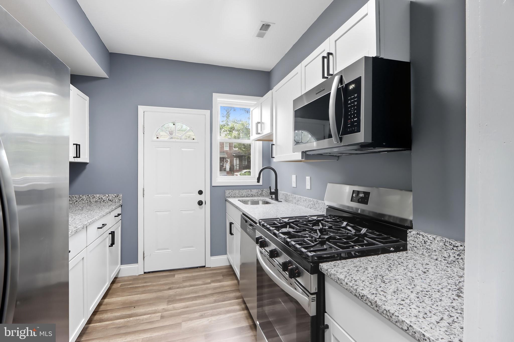 BROOKLYN - Residential