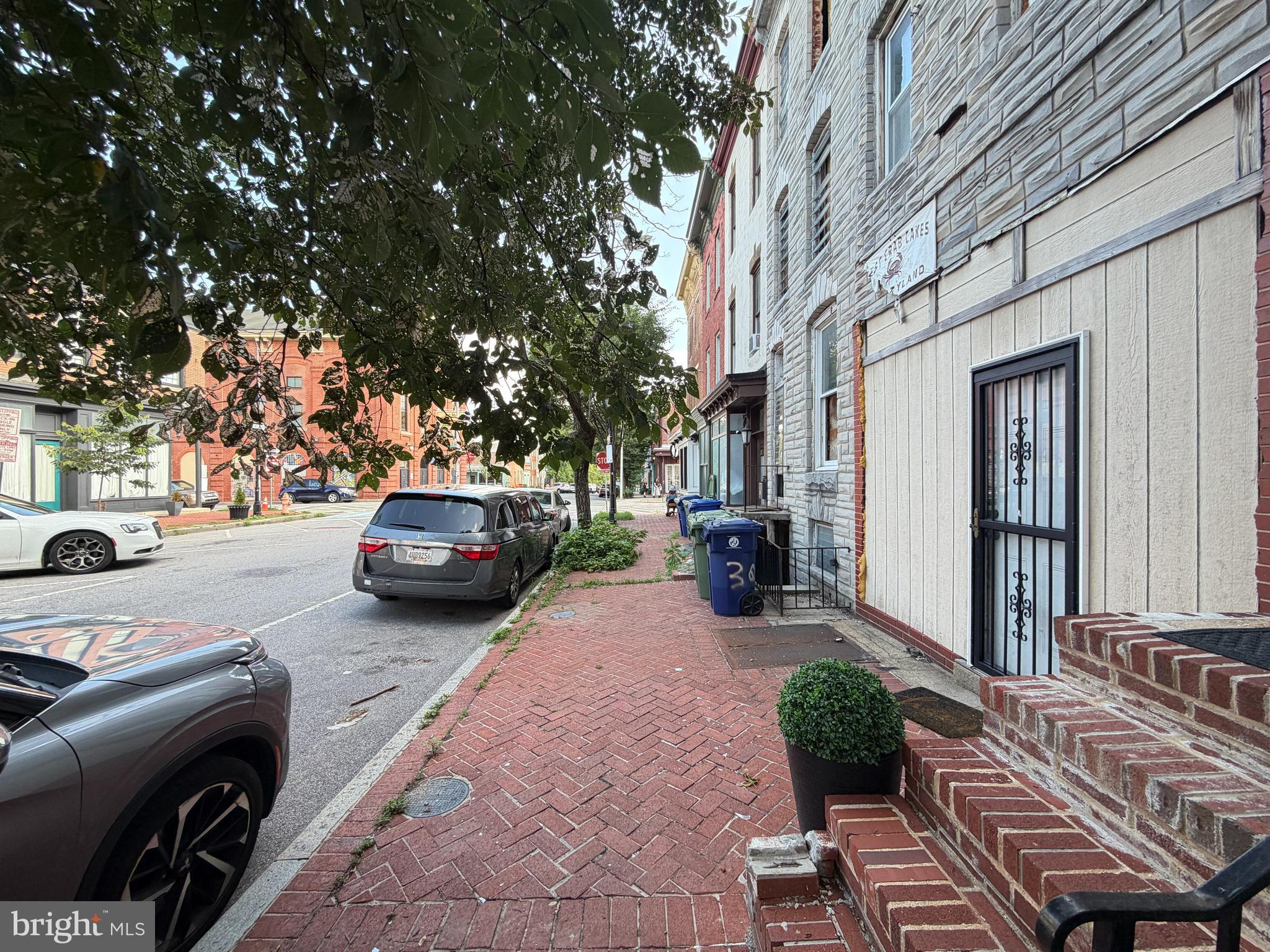 32 S CARROLLTON AVENUE