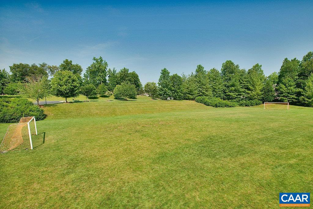 FOREST LAKES SOUTH - Residential