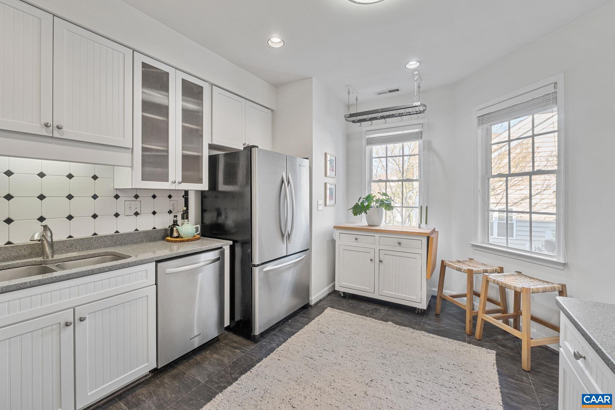 FOREST LAKES SOUTH - Residential