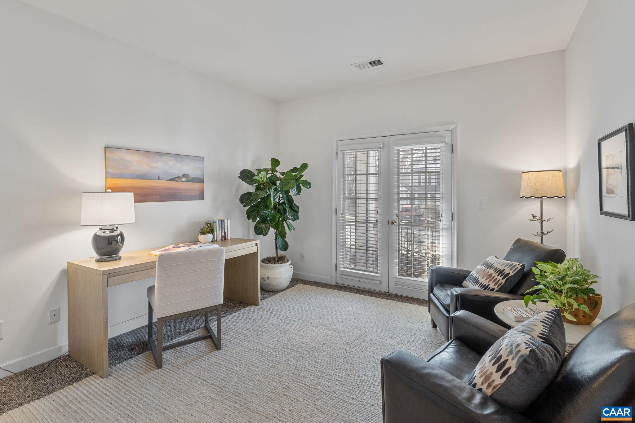 FOREST LAKES SOUTH - Residential