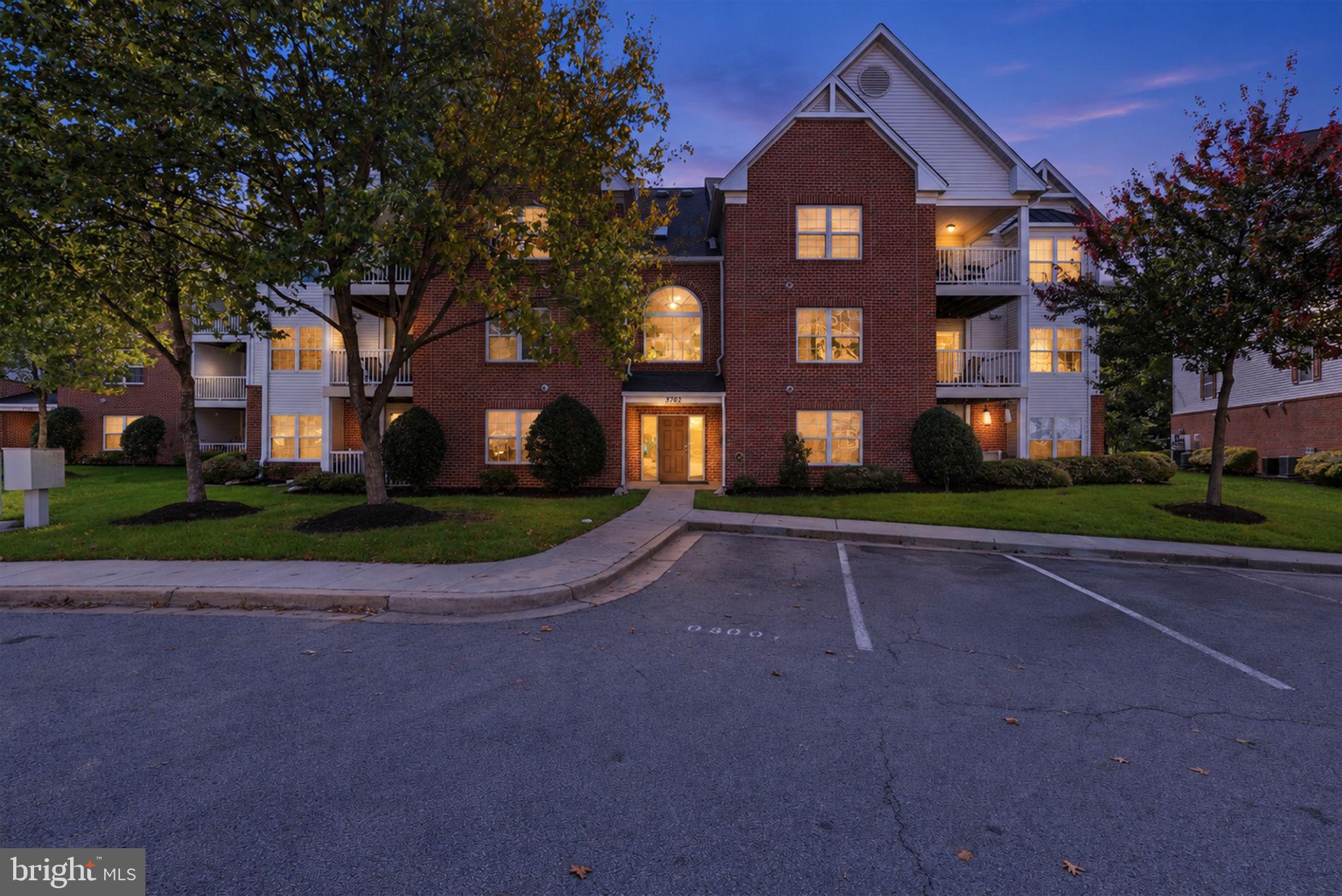 3702 EXCALIBUR COURT 203